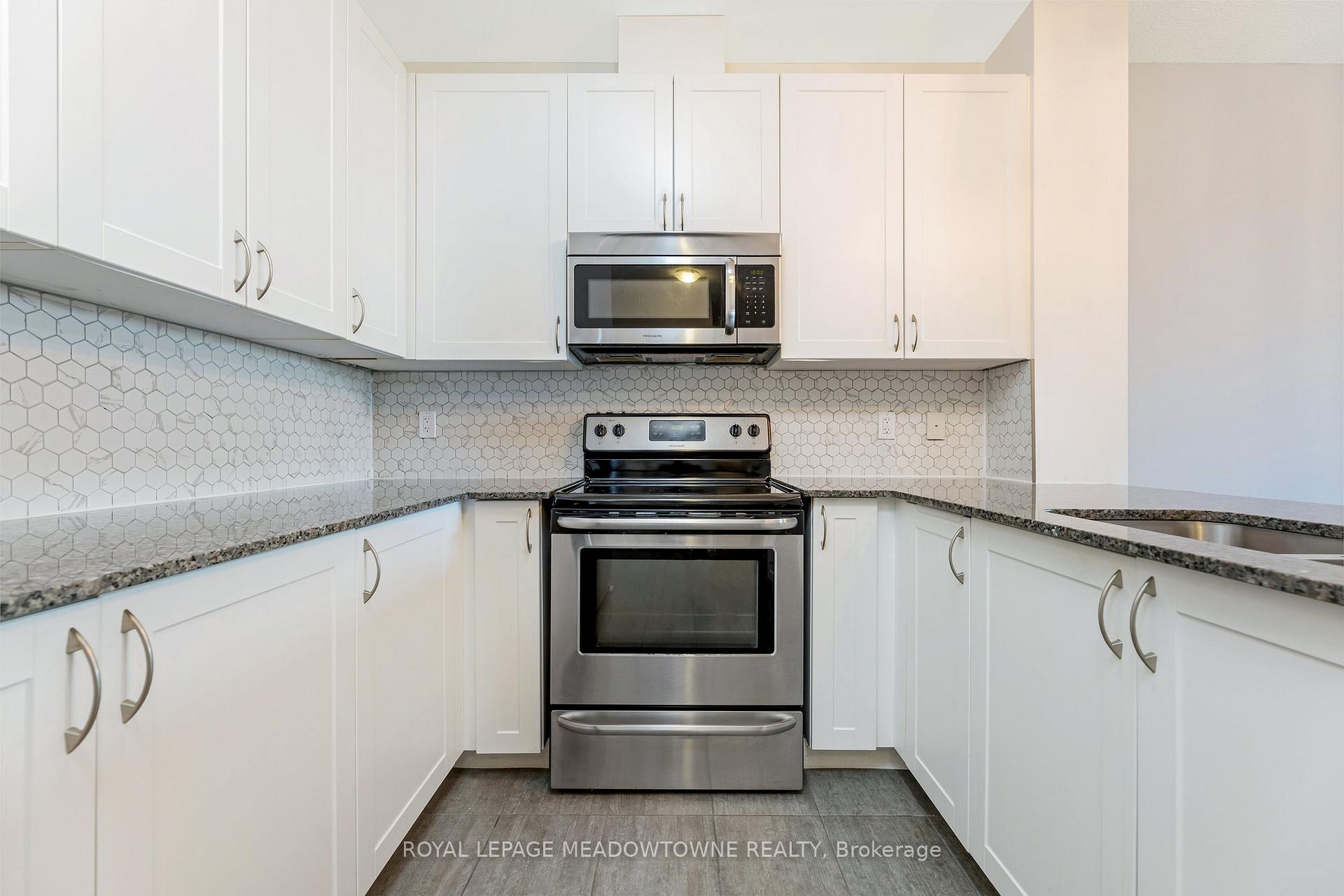 Photo 35 of Unit 310, 33 Whitmer Street, Milton, Scott — HOMEH