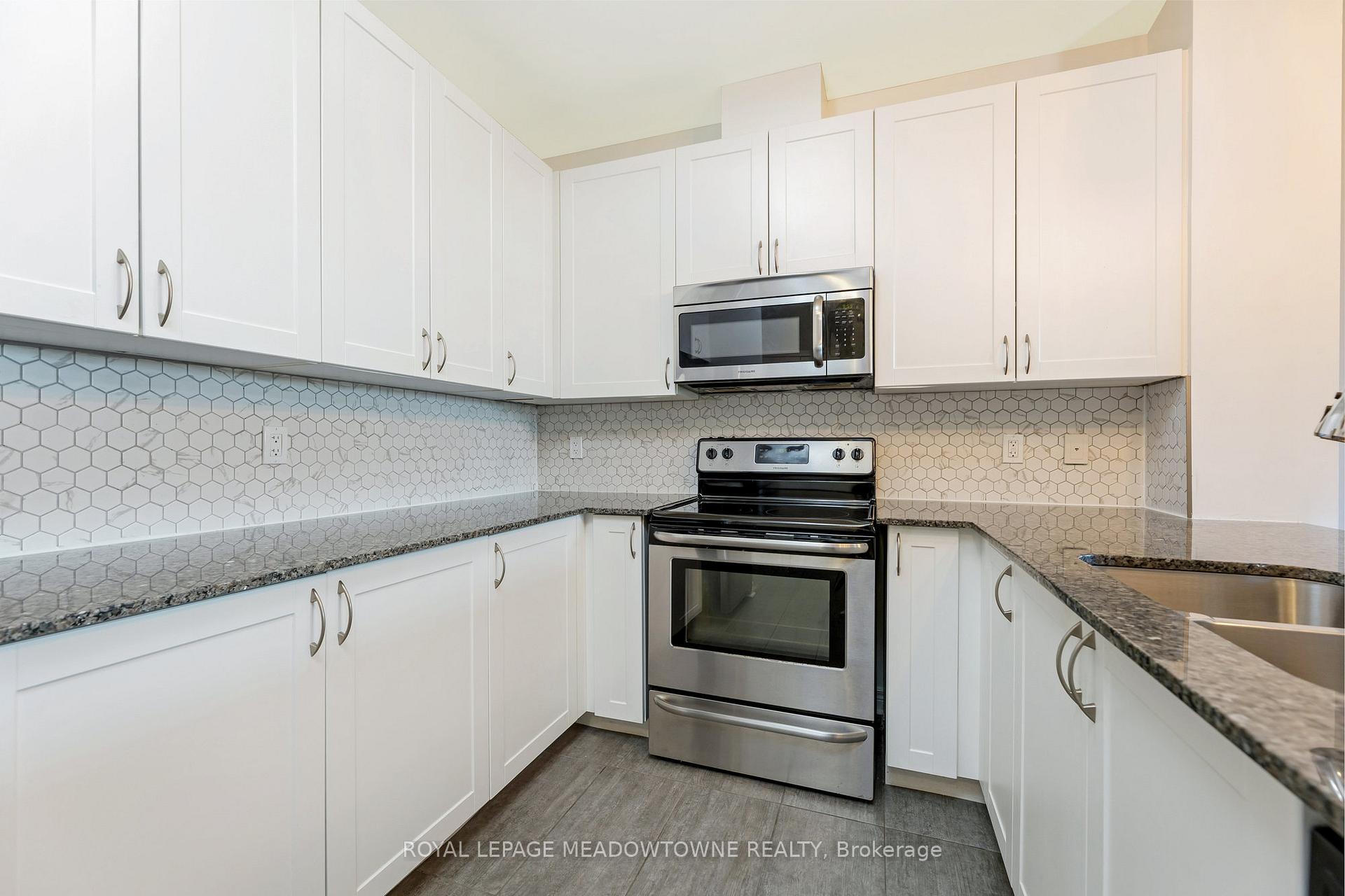 Photo 12 of Unit 310, 33 Whitmer Street, Milton, Scott — HOMEH