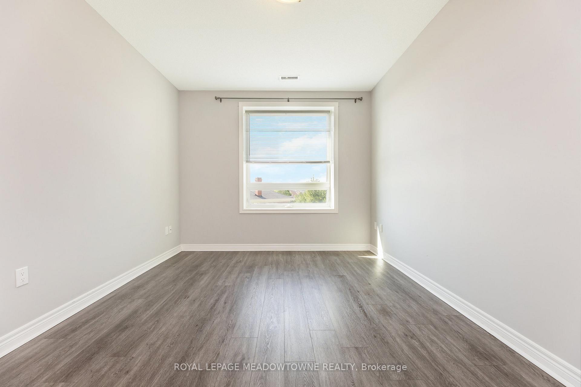 Photo 16 of Unit 310, 33 Whitmer Street, Milton, Scott — HOMEH