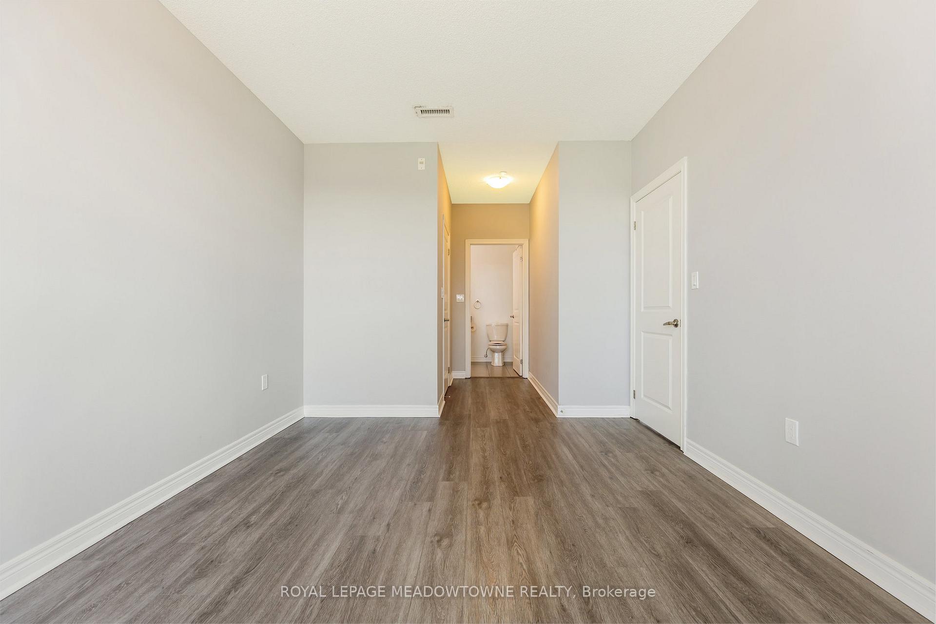 Photo 17 of Unit 310, 33 Whitmer Street, Milton, Scott — HOMEH