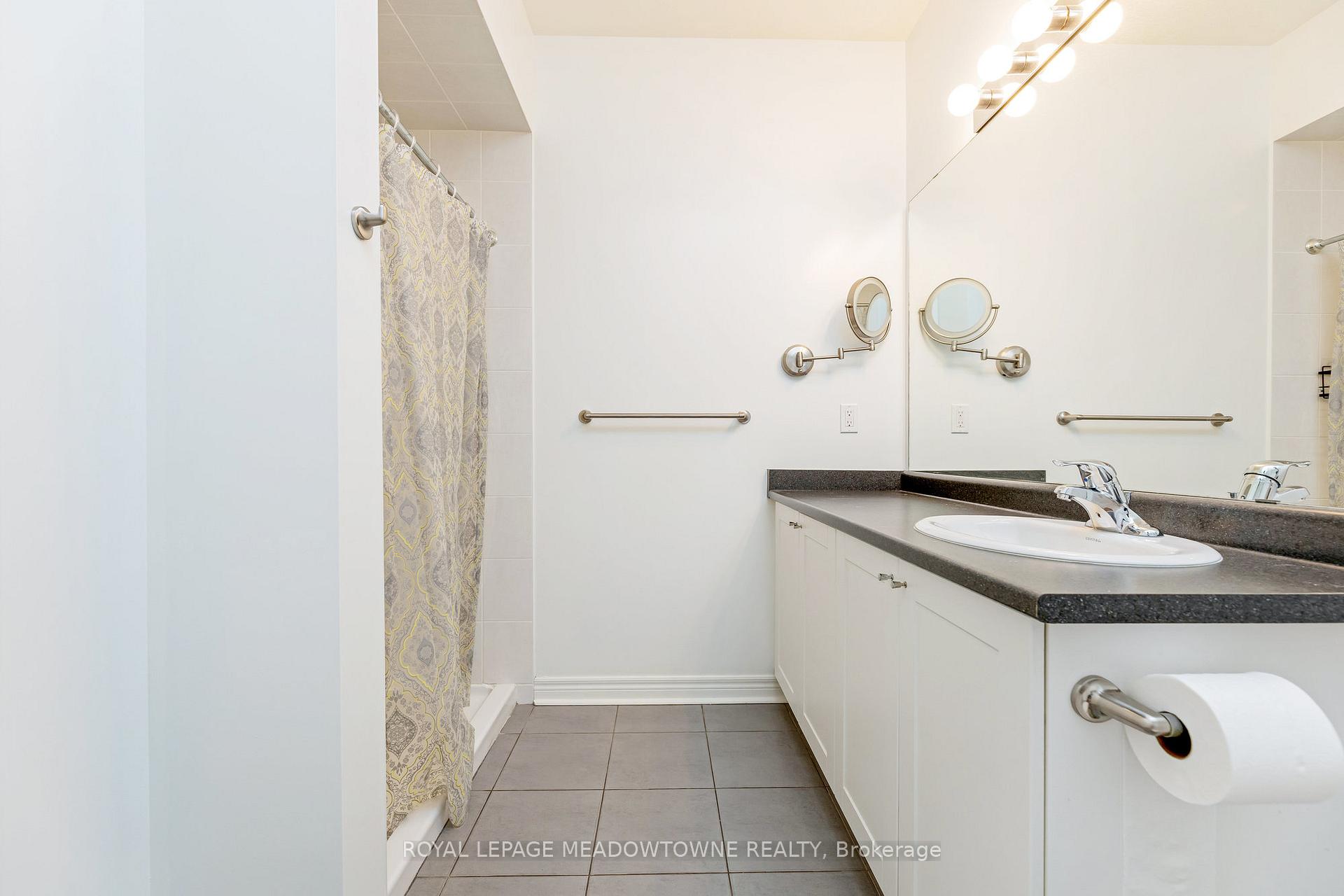 Photo 28 of Unit 310, 33 Whitmer Street, Milton, Scott — HOMEH