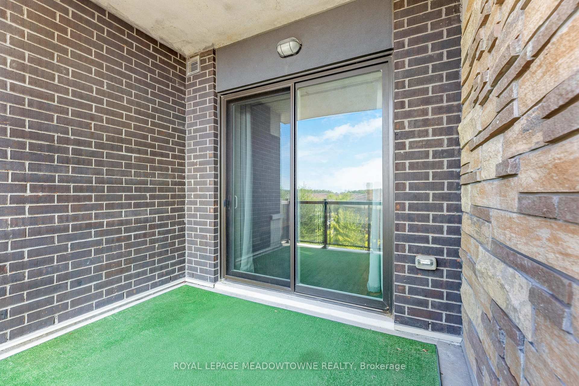 Photo 41 of Unit 310, 33 Whitmer Street, Milton, Scott — HOMEH