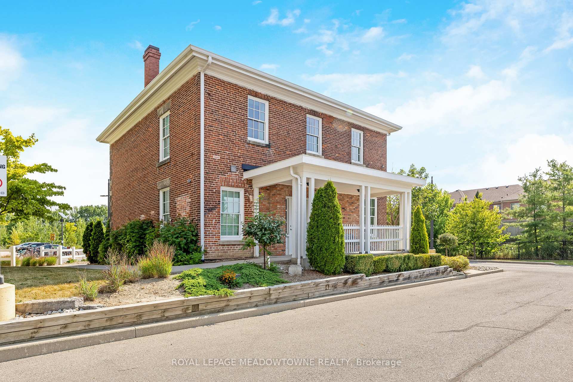 Photo 40 of Unit 310, 33 Whitmer Street, Milton, Scott — HOMEH