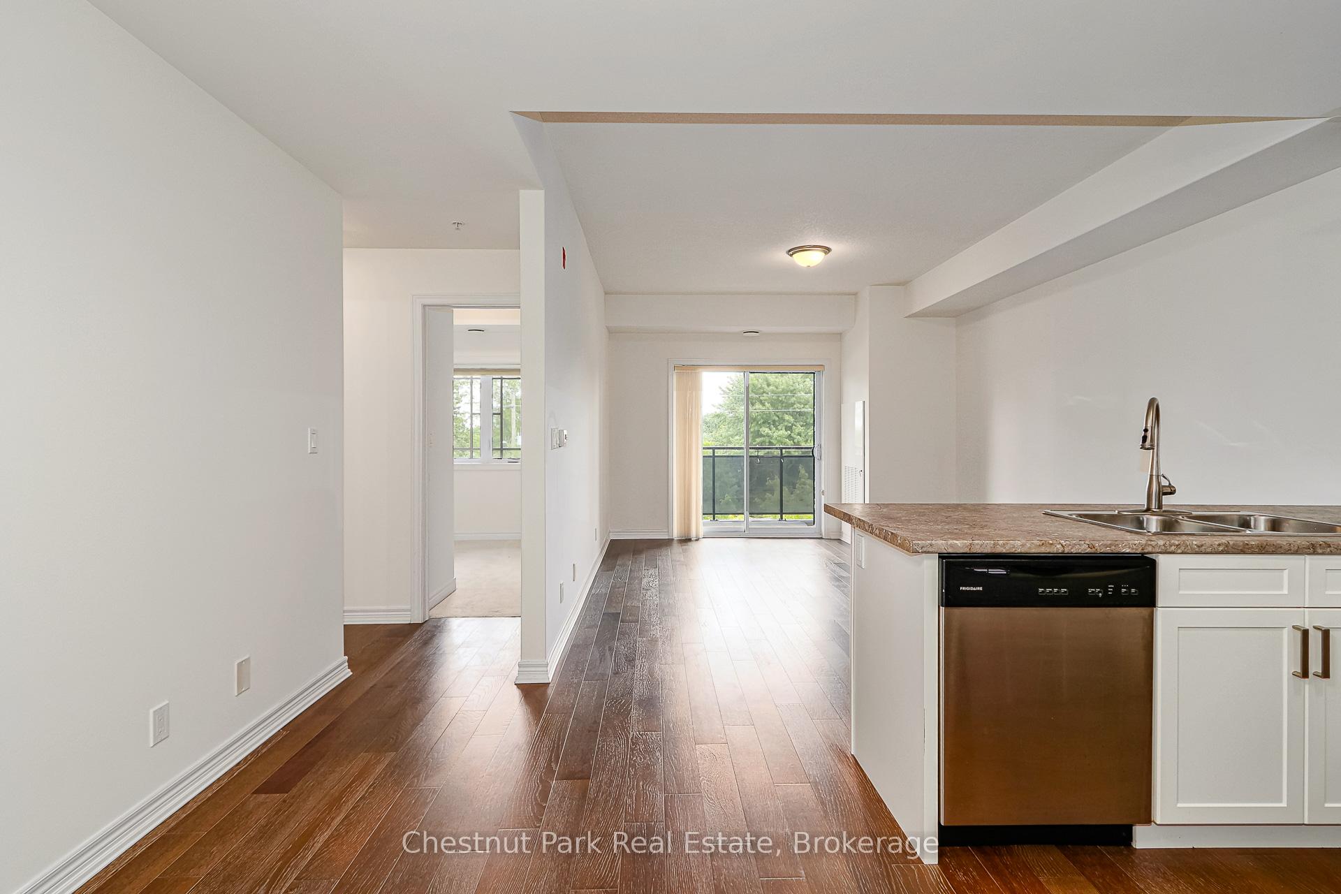 Photo 14 of Unit 306, 1 Chamberlain Crescent, Collingwood — HOMEH