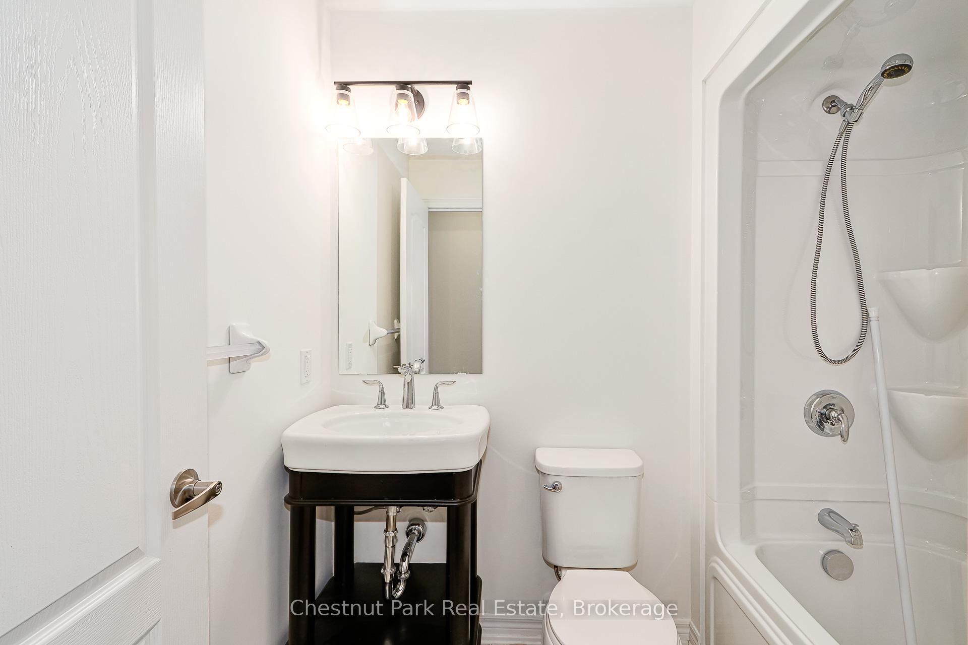 Photo 26 of Unit 306, 1 Chamberlain Crescent, Collingwood — HOMEH
