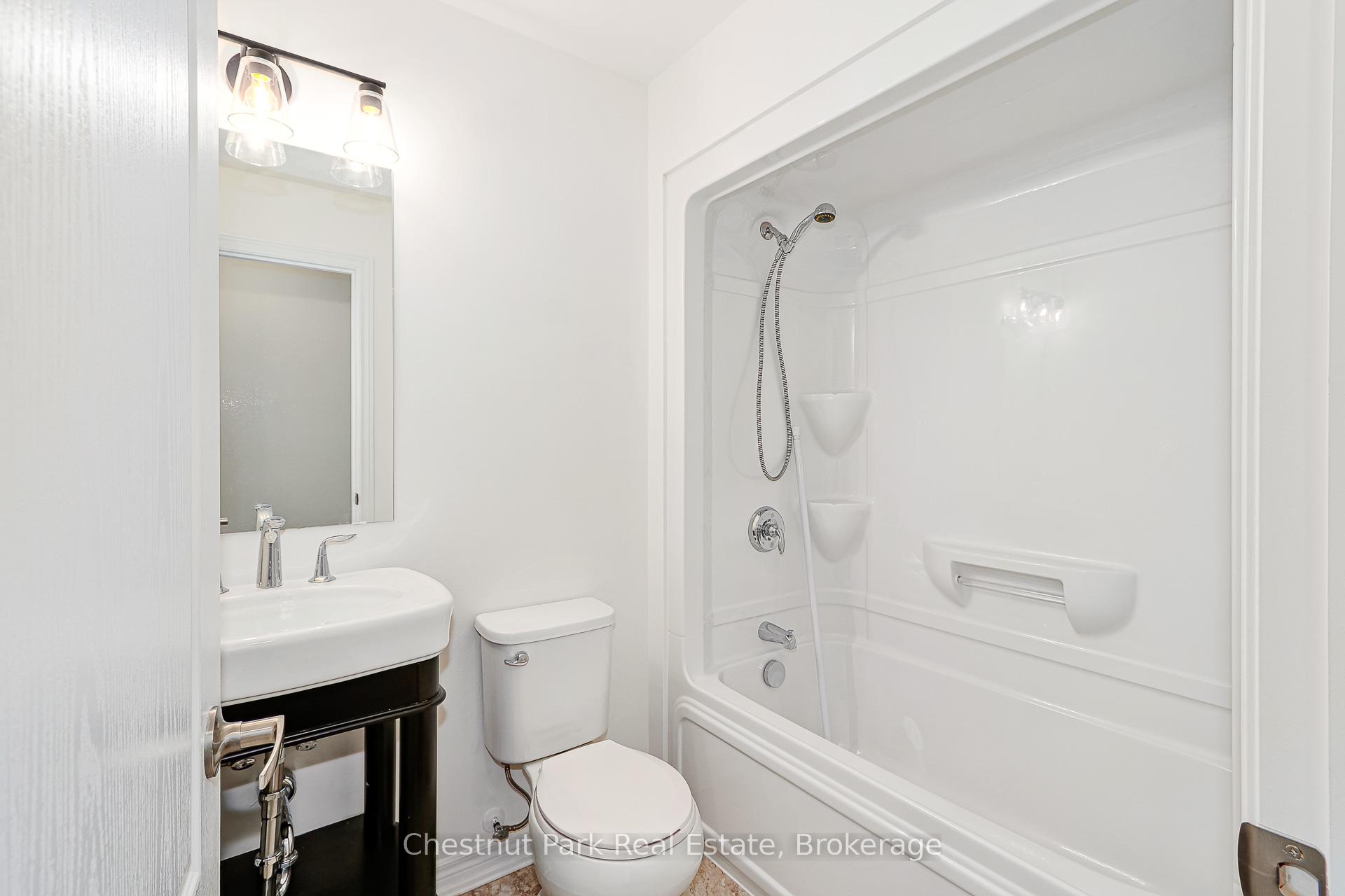 Photo 22 of Unit 306, 1 Chamberlain Crescent, Collingwood — HOMEH