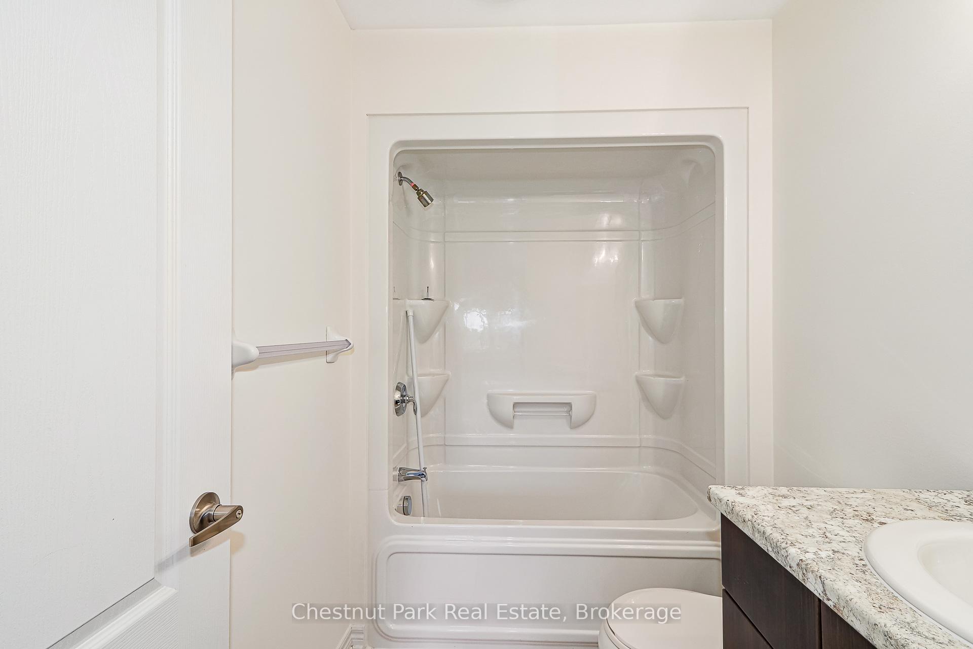 Photo 27 of Unit 306, 1 Chamberlain Crescent, Collingwood — HOMEH