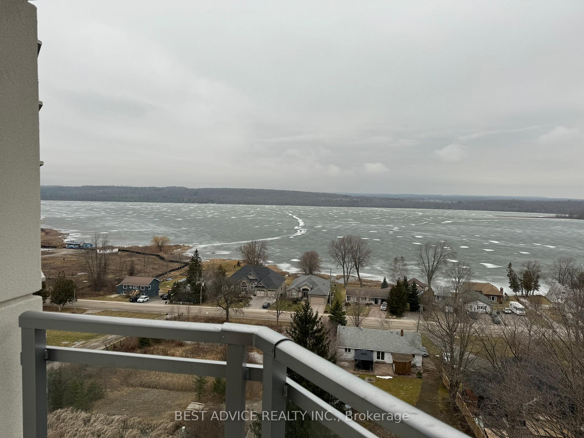 Front of Unit 809, 56 Lakeside Terrace