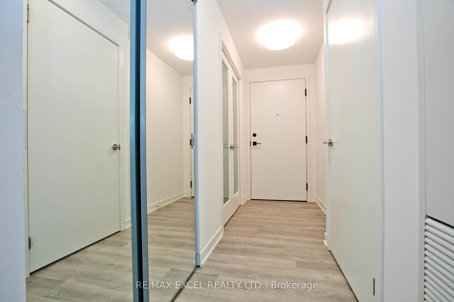 Photo 2 of Unit 504, 292 Verdale Crossing, Markham, Unionville — HOMEH