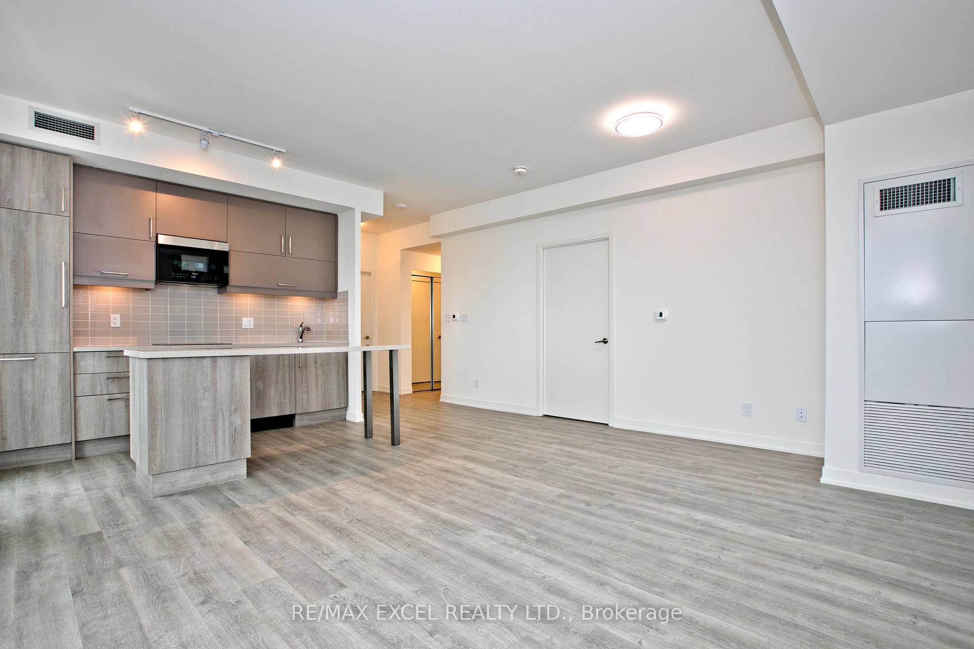 Photo 12 of Unit 504, 292 Verdale Crossing, Markham, Unionville — HOMEH