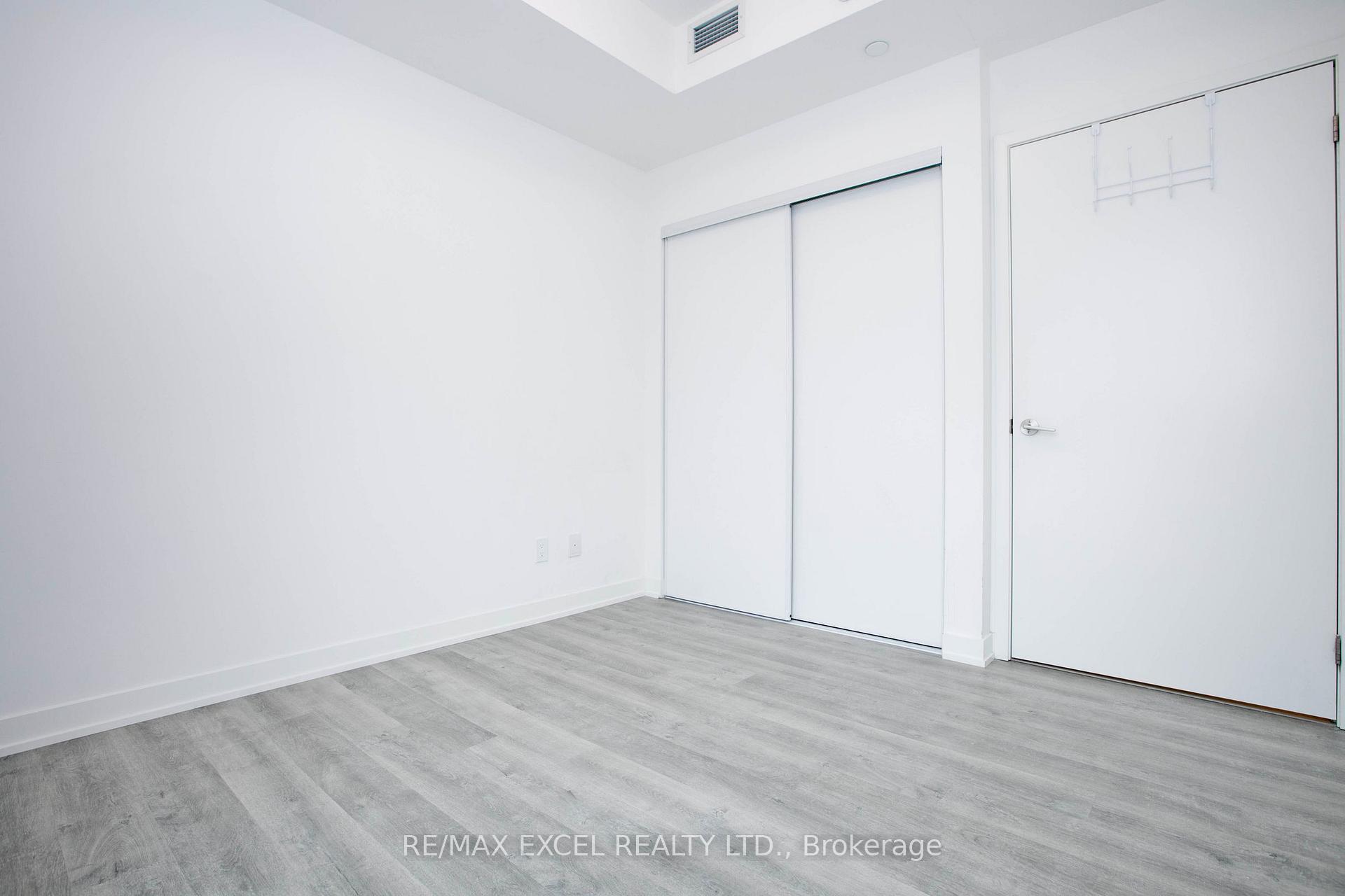 Photo 15 of Unit 504, 292 Verdale Crossing, Markham, Unionville — HOMEH