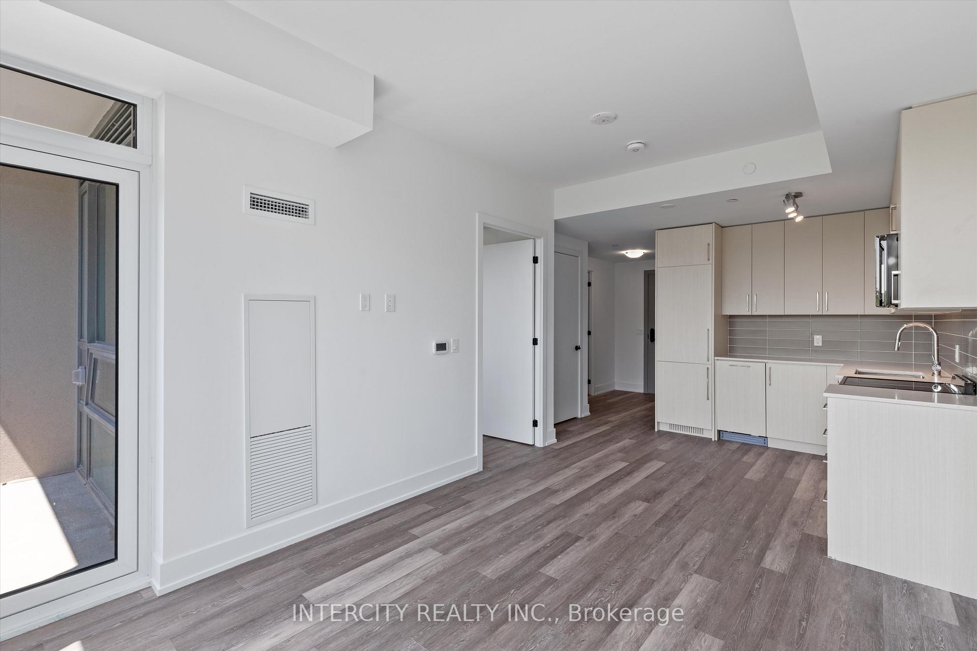 Photo 7 of Unit 317, 2075 King Road, King, King City — HOMEH