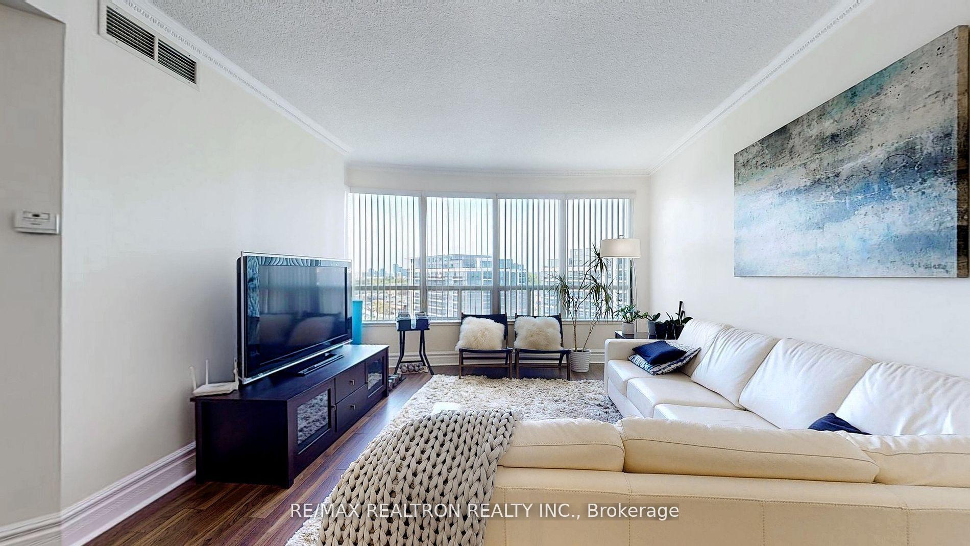 Photo 4 of Unit Lph 6, 48 Suncrest Boulevard, Markham, Commerce Valley — HOMEH