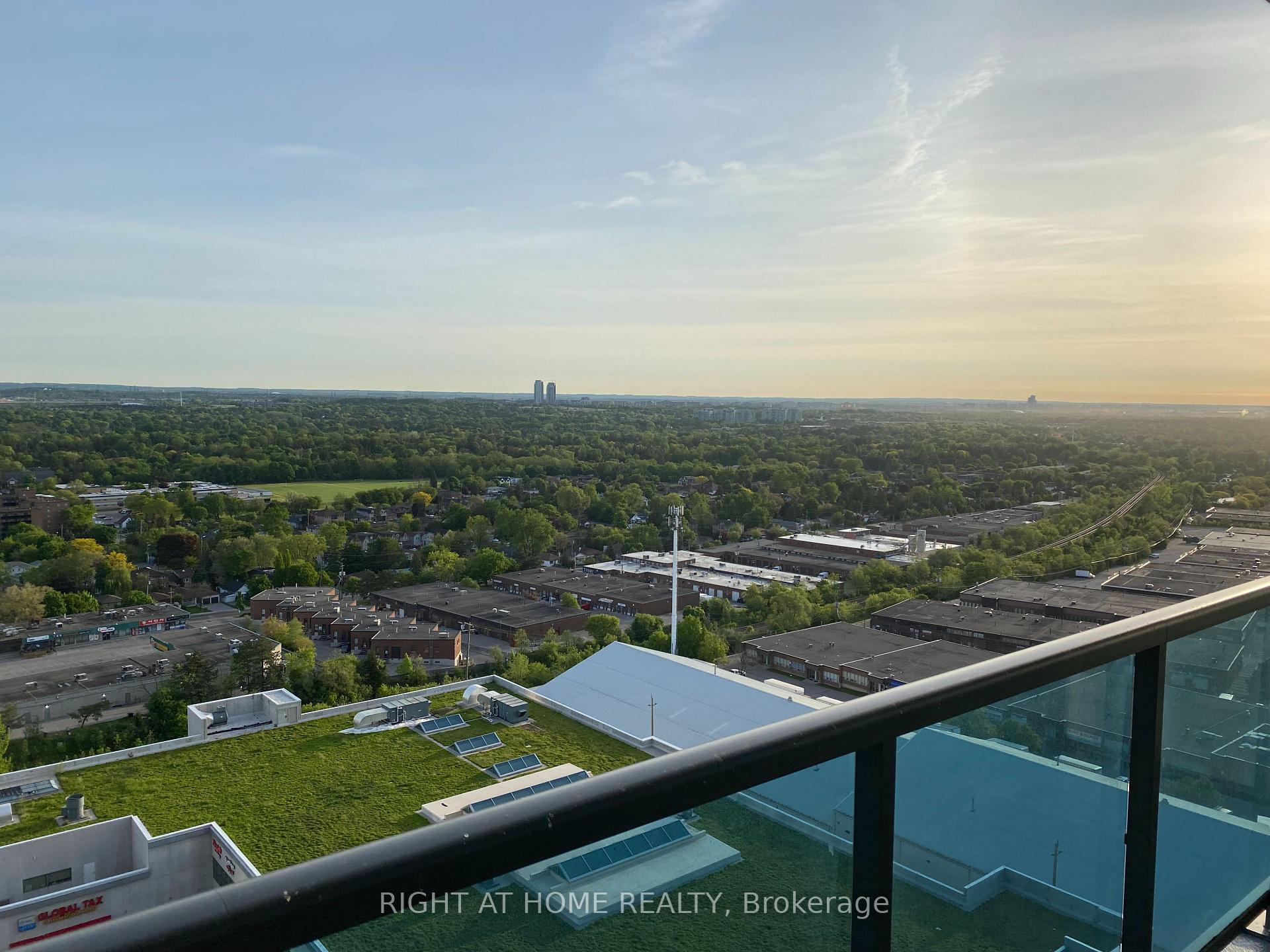 Photo 10 of Unit 1901, 7165 Yonge Street E, Markham, Thornhill — HOMEH