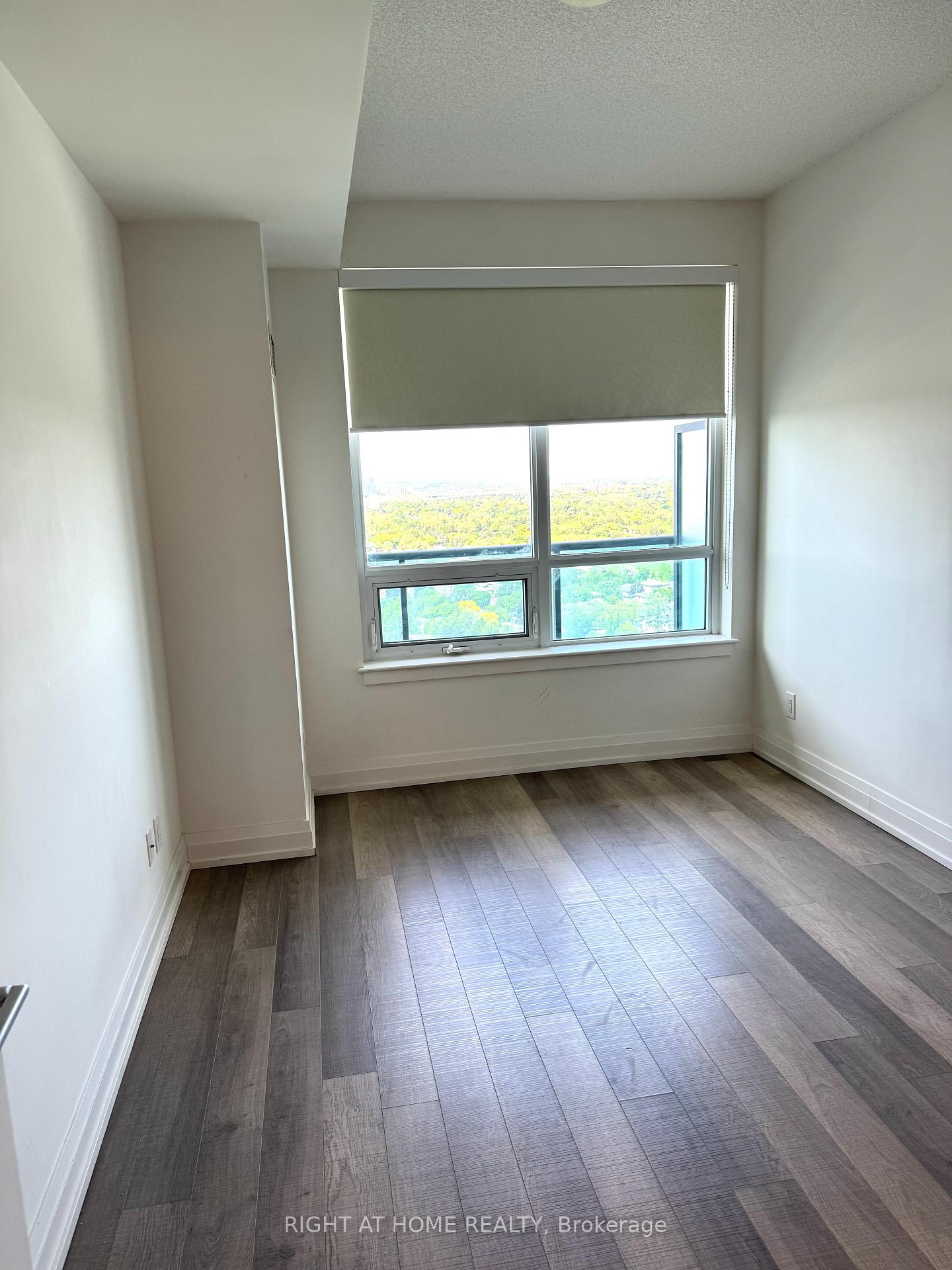 Photo 12 of Unit 1901, 7165 Yonge Street E, Markham, Thornhill — HOMEH