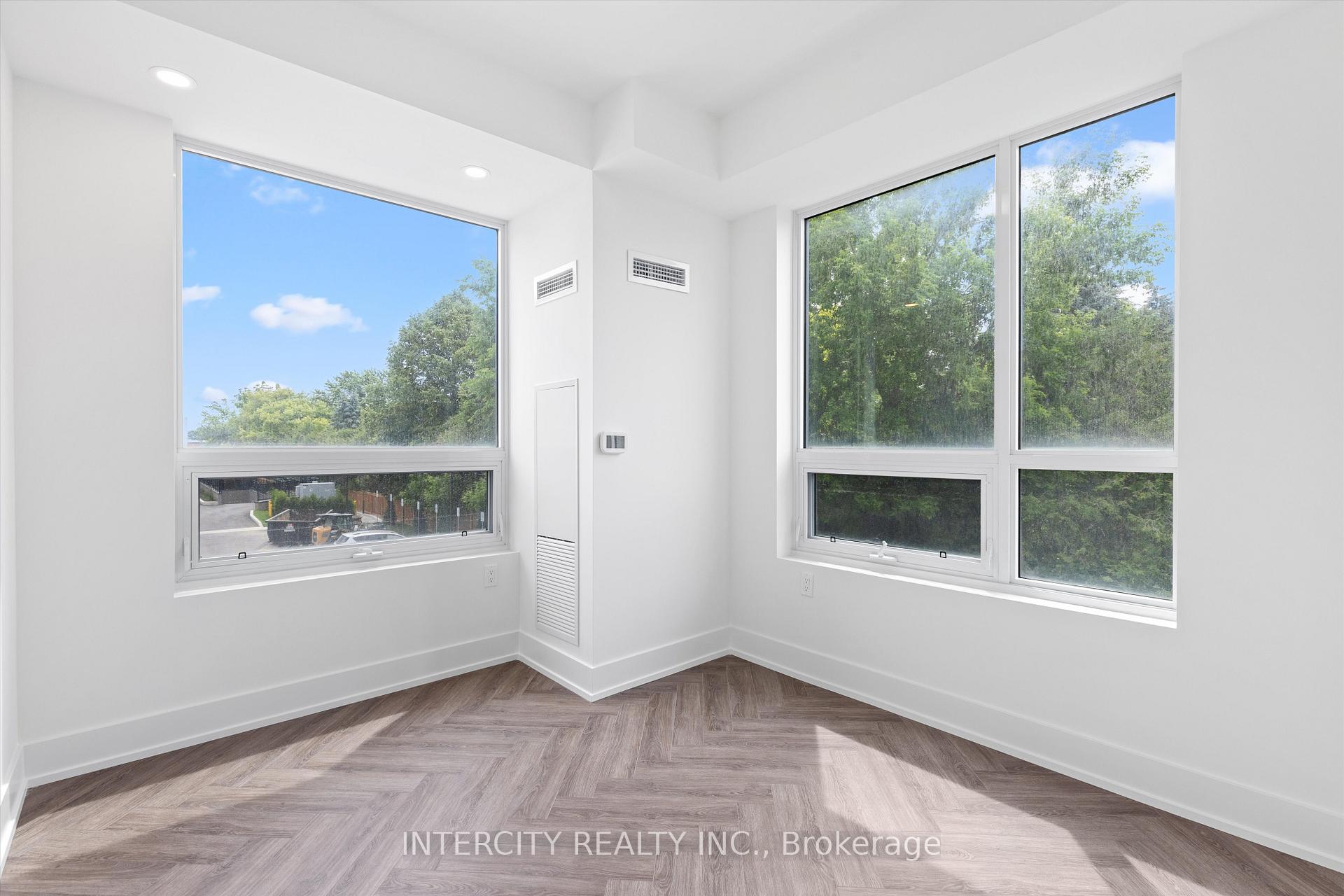 Photo 10 of Unit 216, 2075 King Road, King, King City — HOMEH