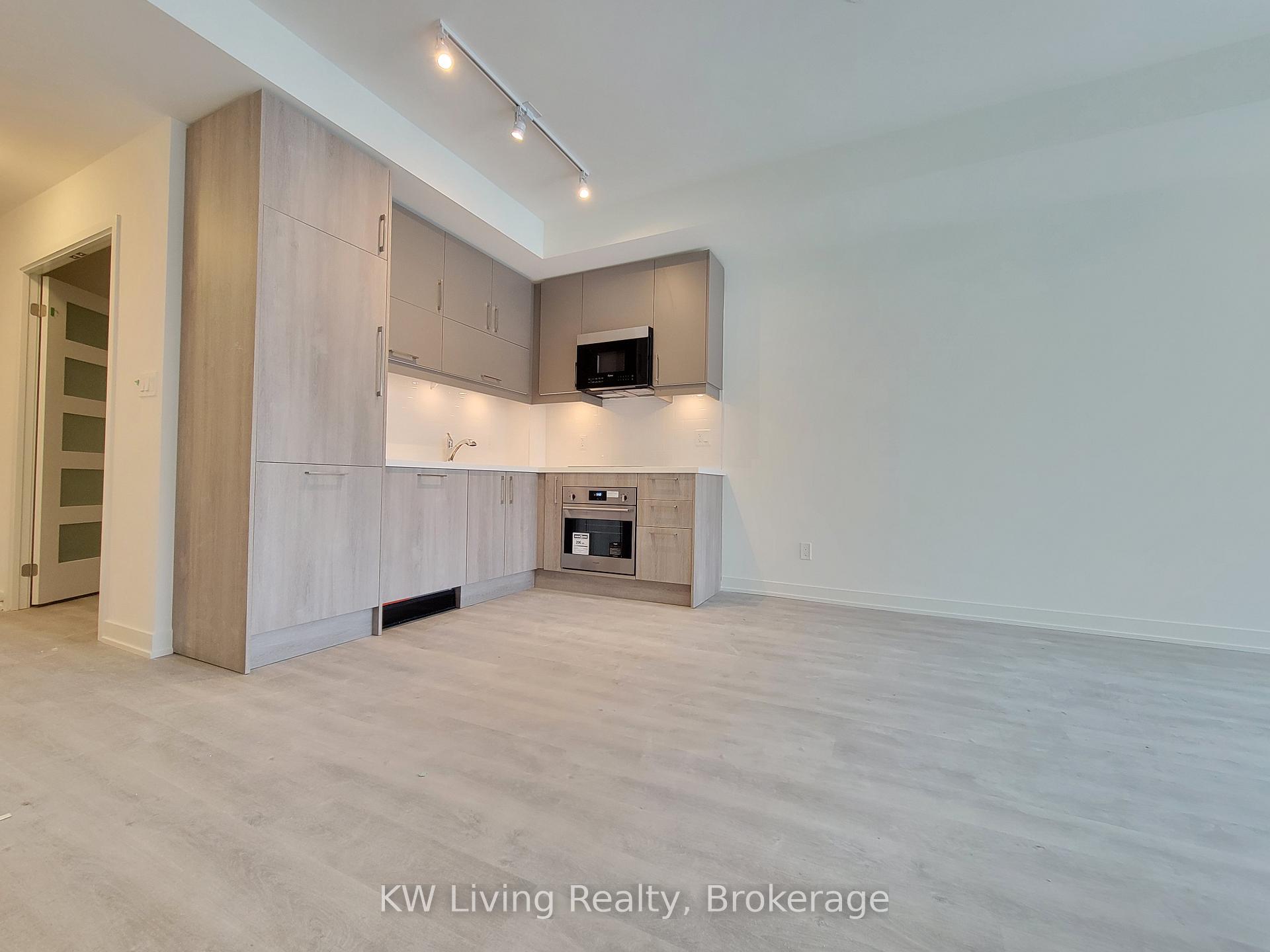 Photo 10 of Unit 720, 38 Simcoe Promenade, Markham, Unionville — HOMEH