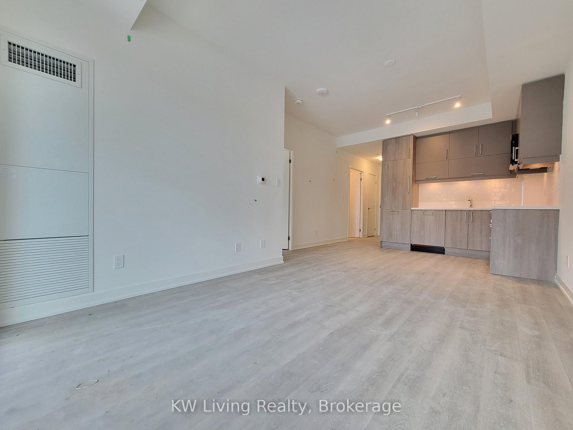 Photo 7 of Unit 720, 38 Simcoe Promenade, Markham, Unionville — HOMEH
