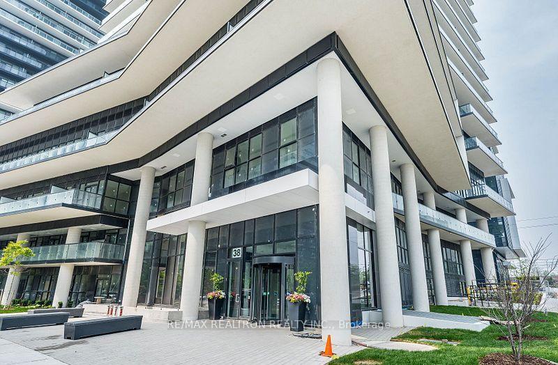 Front of Unit 5007, 38 Annie Craig Drive