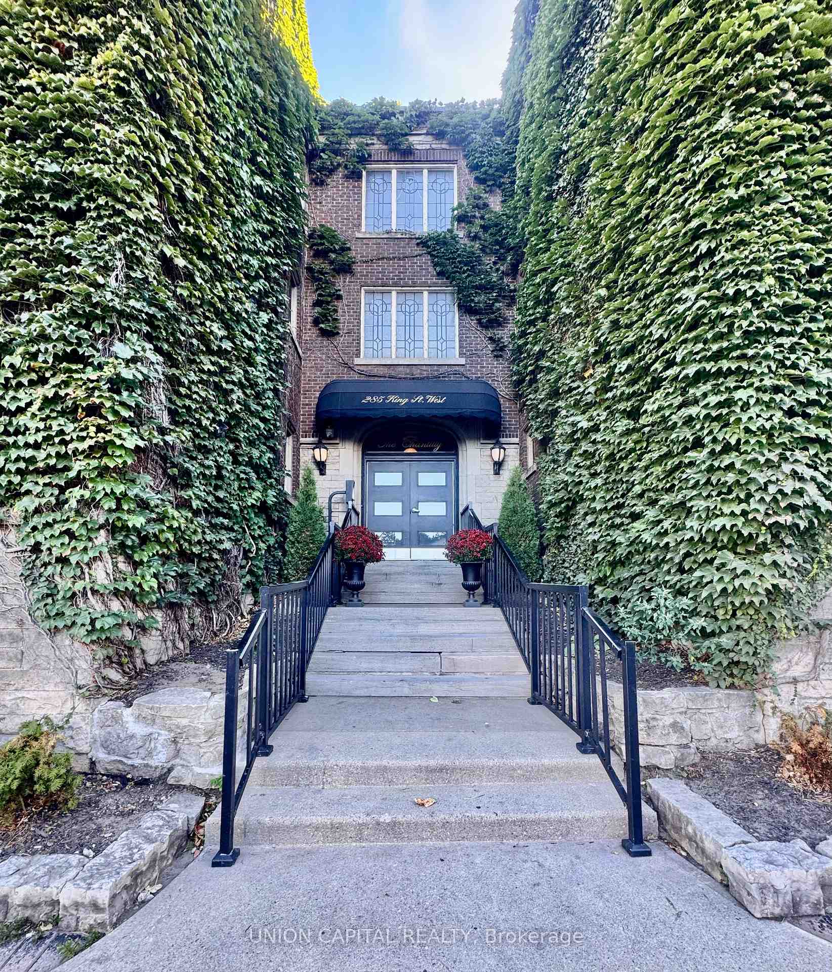 Photo 6 of Unit 24, 285 King Street W, Hamilton, Central — HOMEH