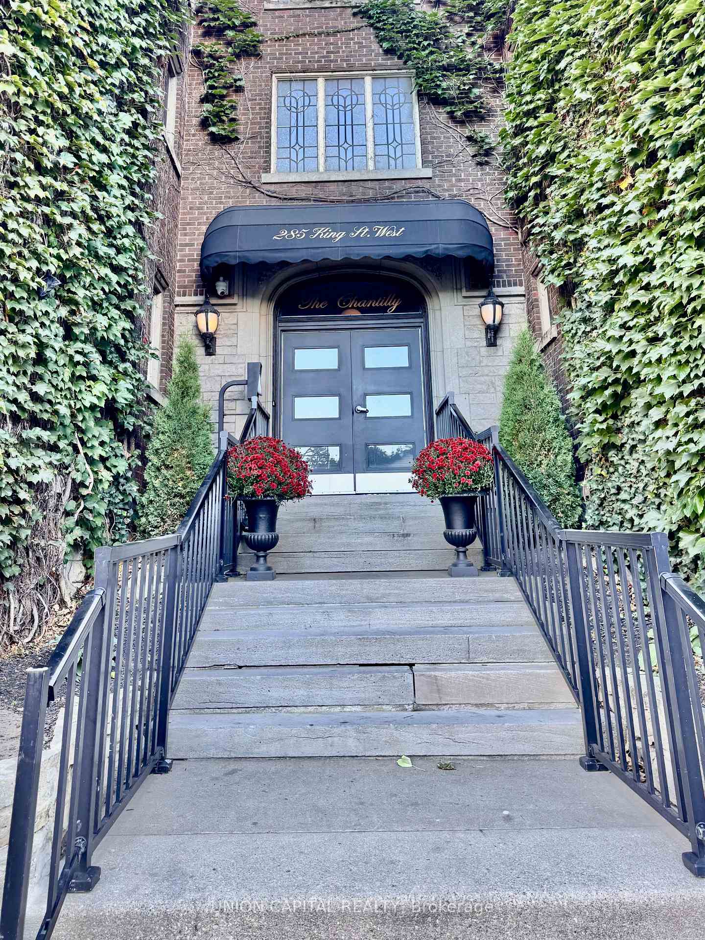 Photo 7 of Unit 24, 285 King Street W, Hamilton, Central — HOMEH