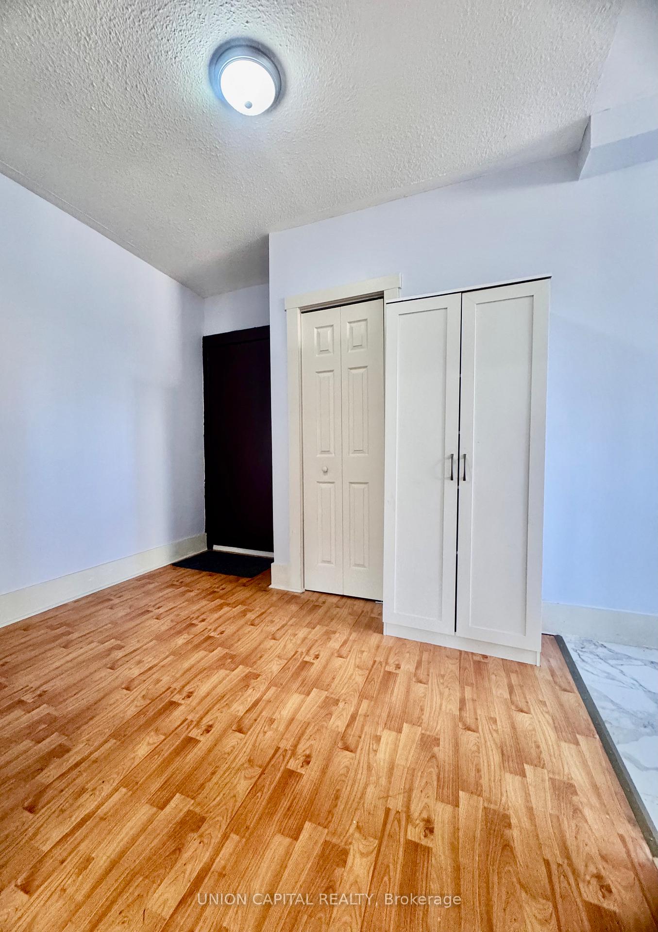 Photo 4 of Unit 24, 285 King Street W, Hamilton, Central — HOMEH