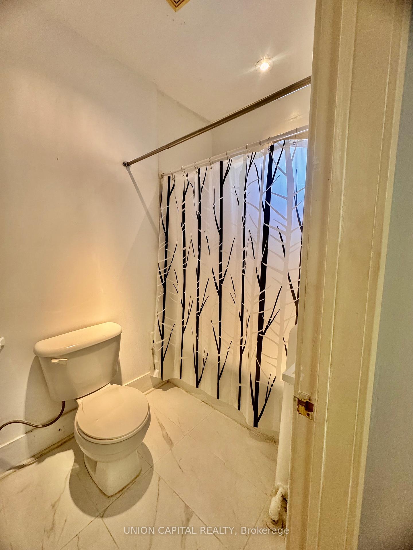 Photo 9 of Unit 24, 285 King Street W, Hamilton, Central — HOMEH