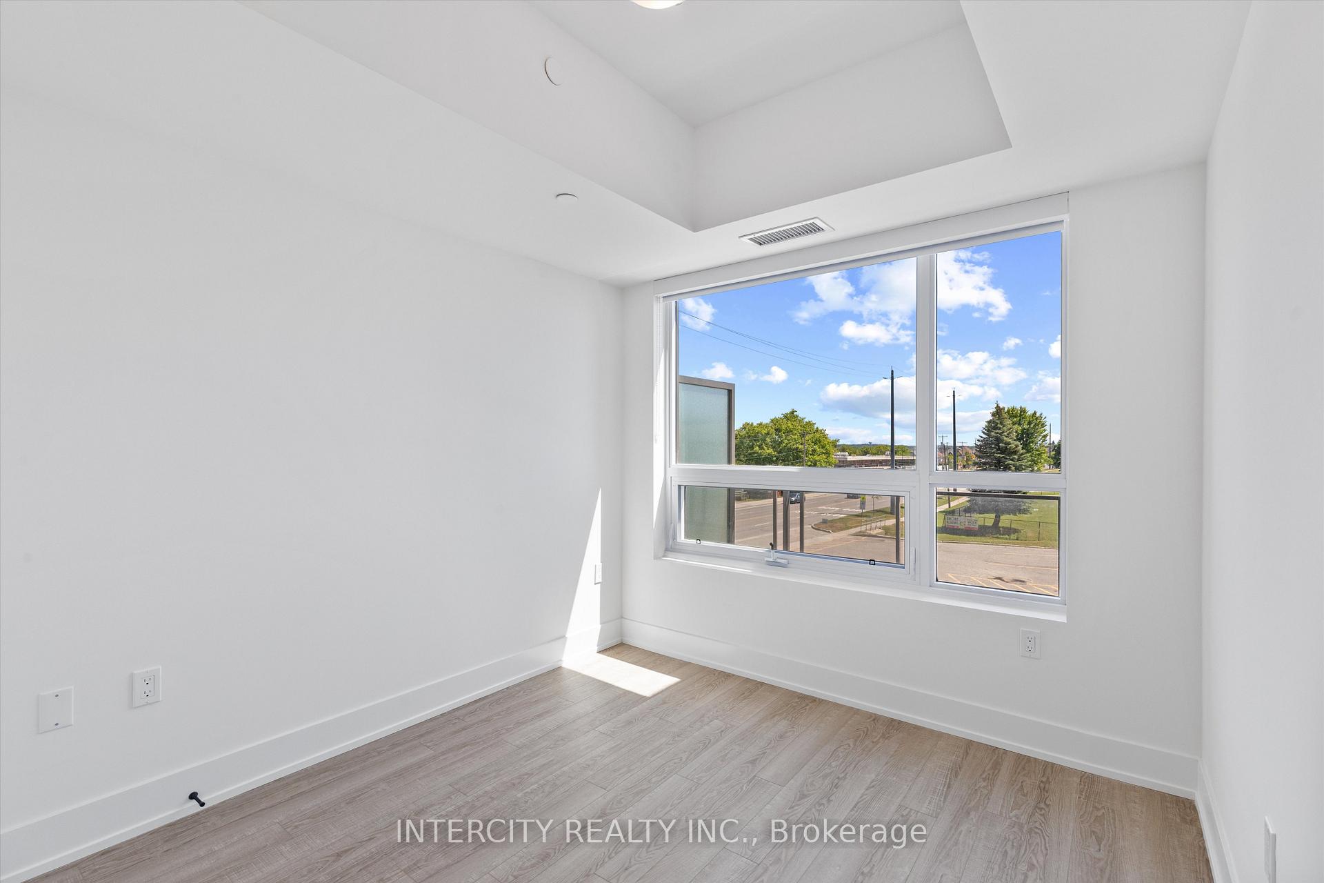 Photo 7 of Unit 241, 2075 King Road, King, King City — HOMEH
