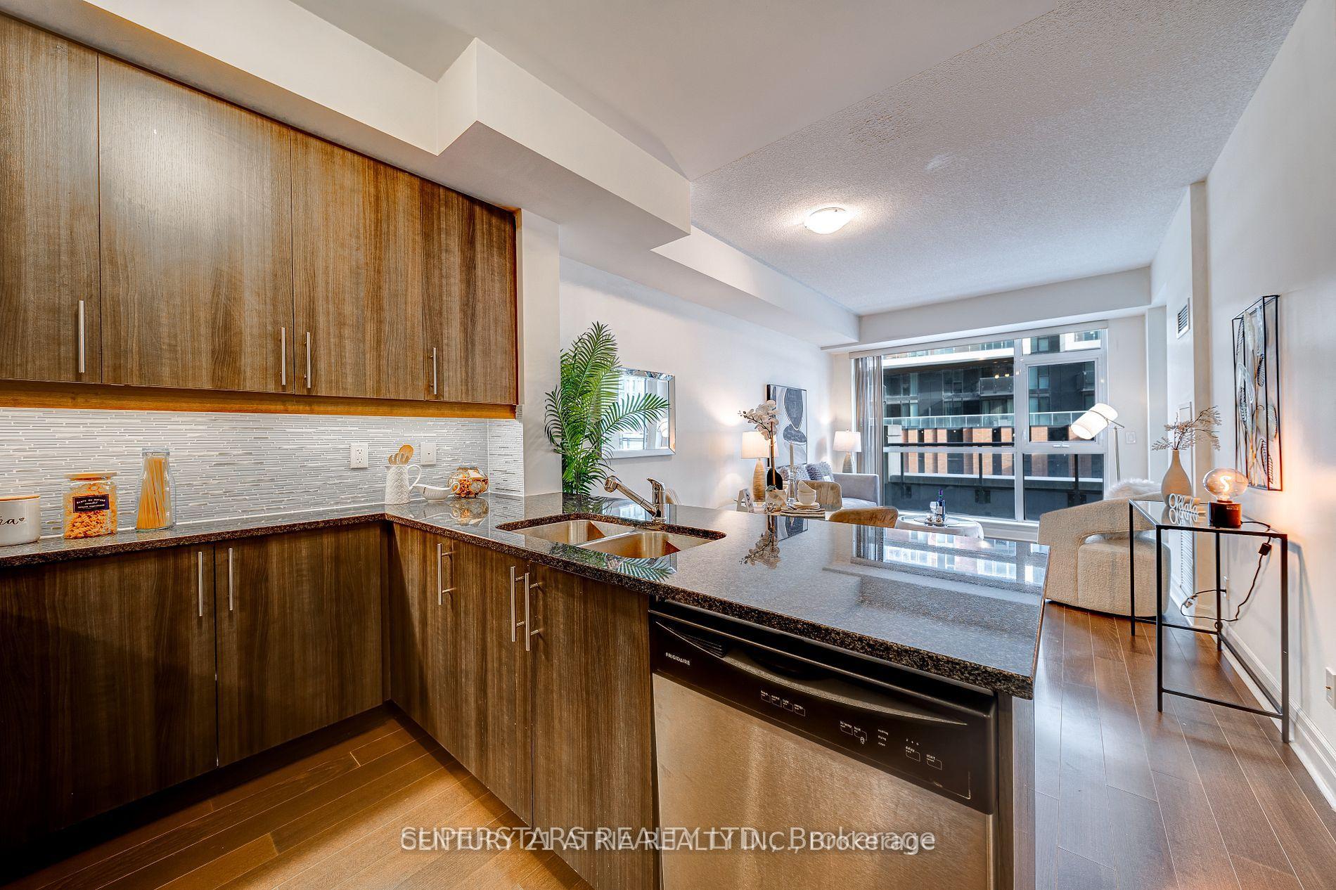 Photo 12 of Unit 311, 8110 Birchmount Road, Markham, Unionville — HOMEH