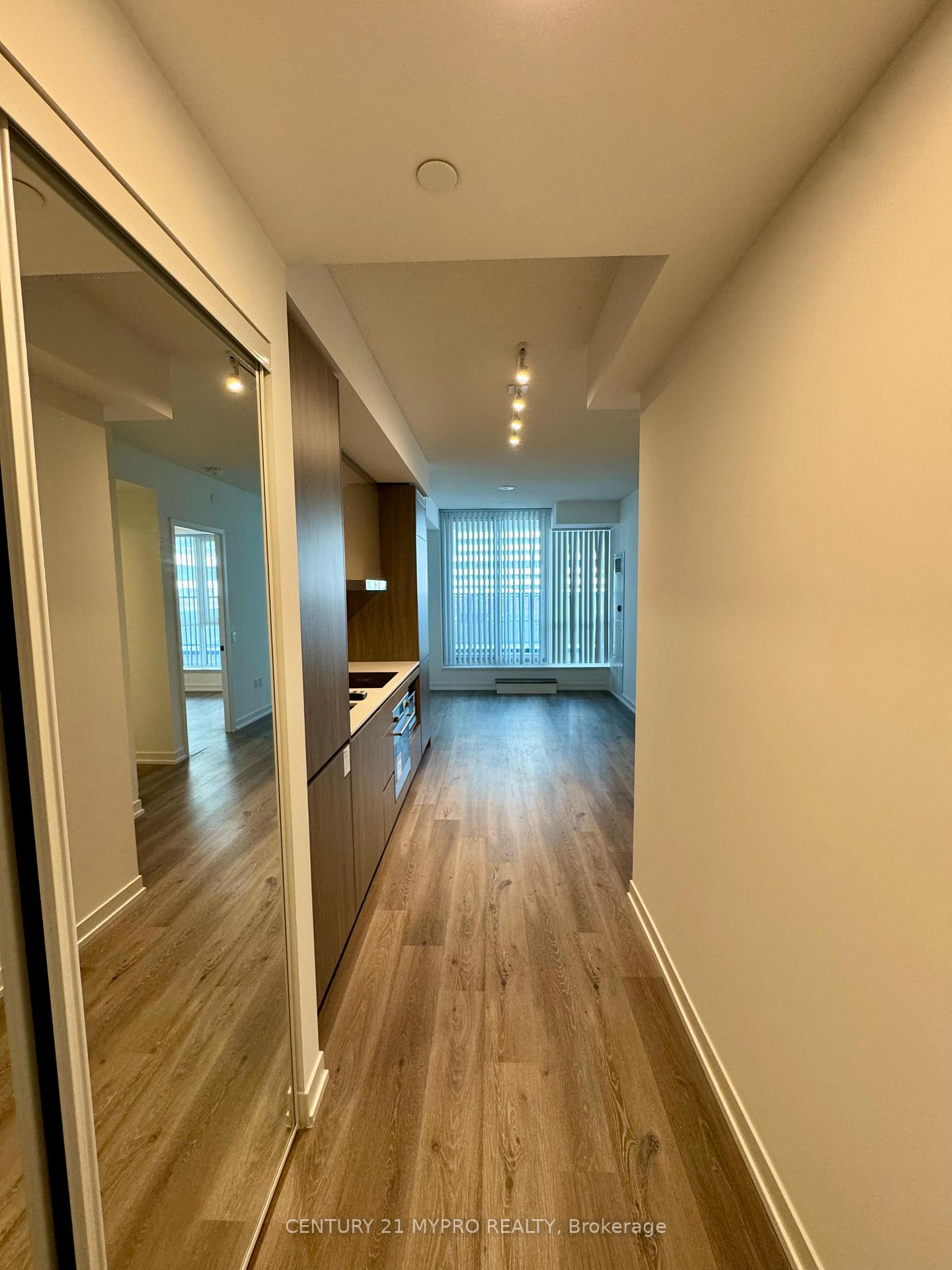 Front of Unit 321, 28 Interchange Way