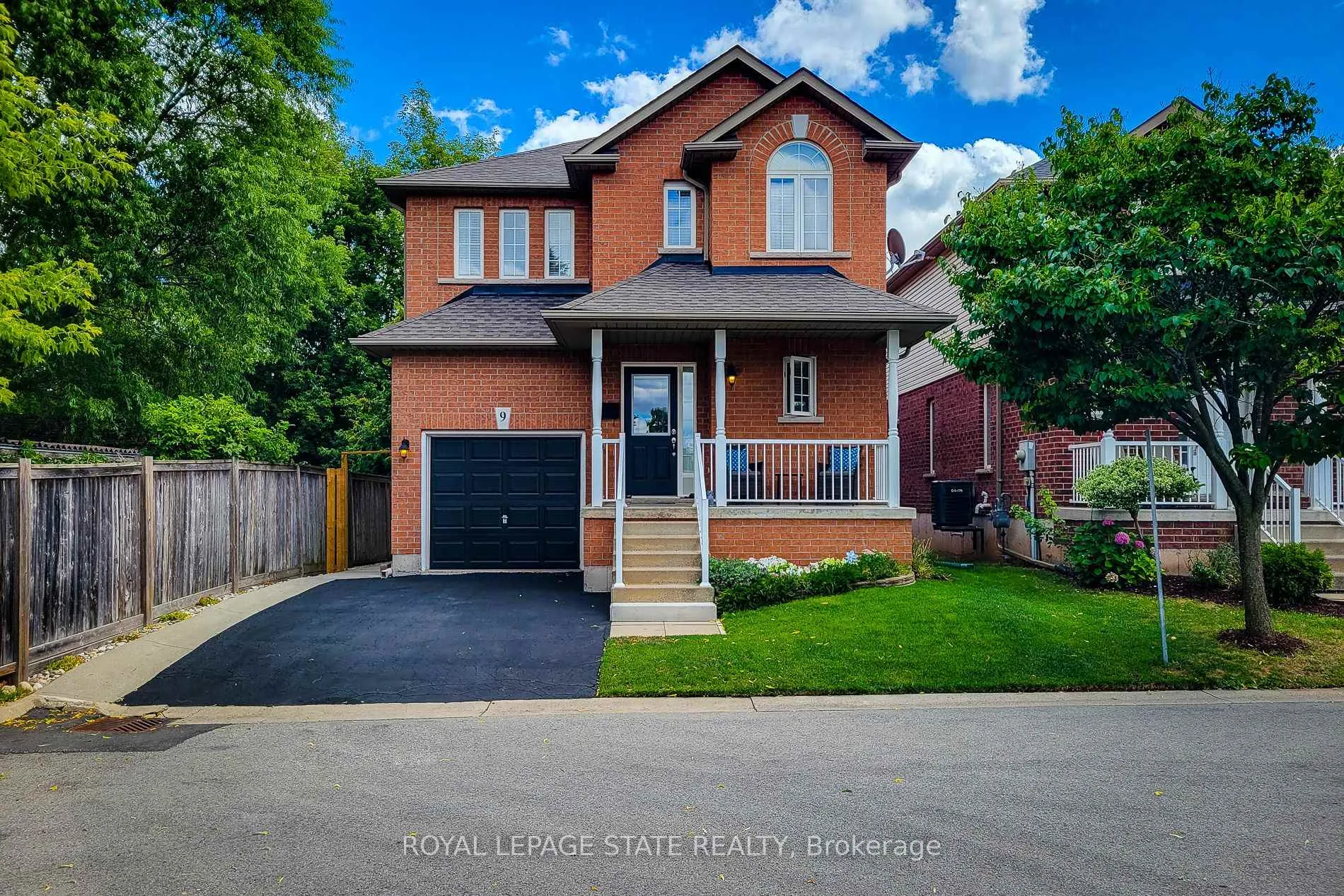 Photo 1 of Unit 9, 78 Peachwood Crescent, Hamilton, Stoney Creek — HOMEH