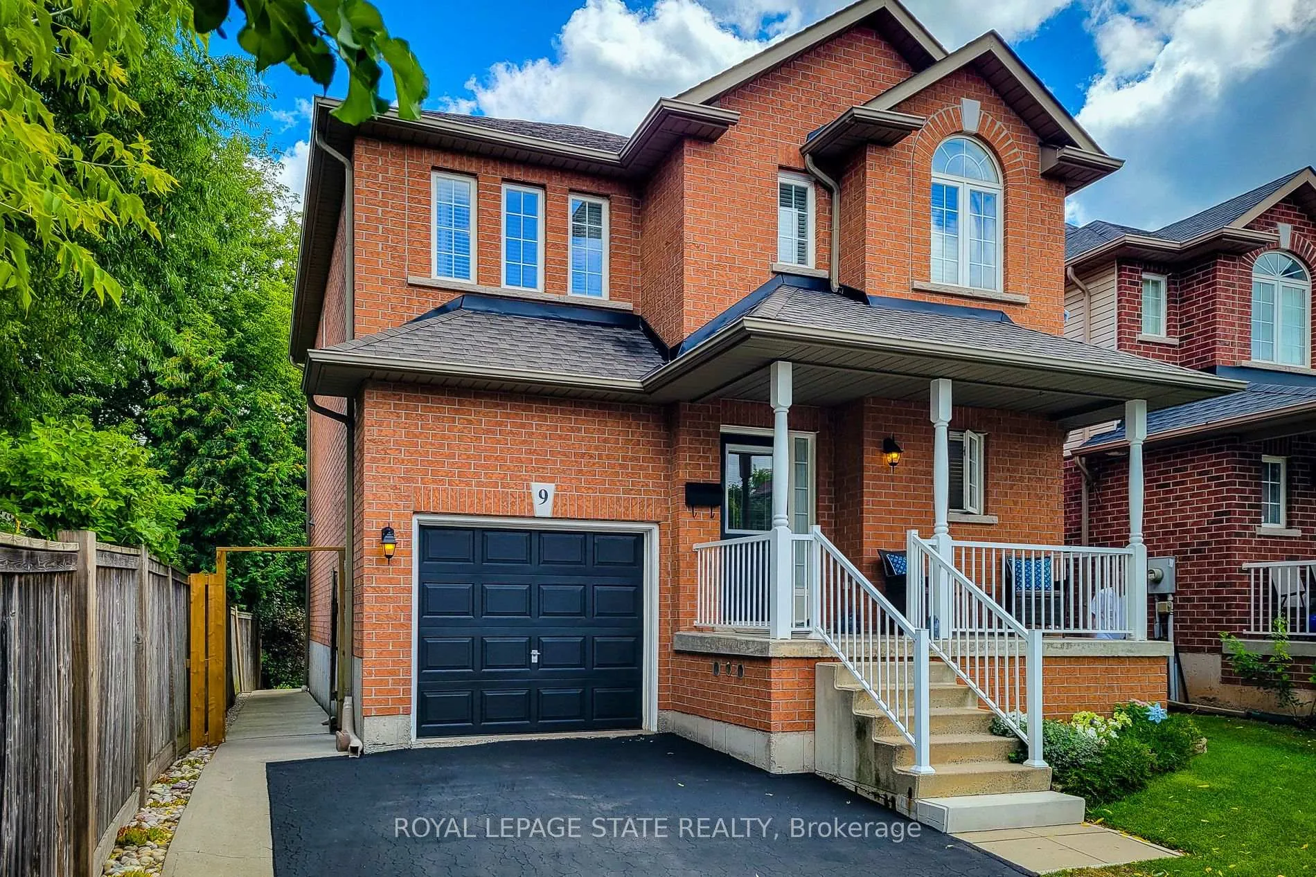 Photo 5 of Unit 9, 78 Peachwood Crescent, Hamilton, Stoney Creek — HOMEH