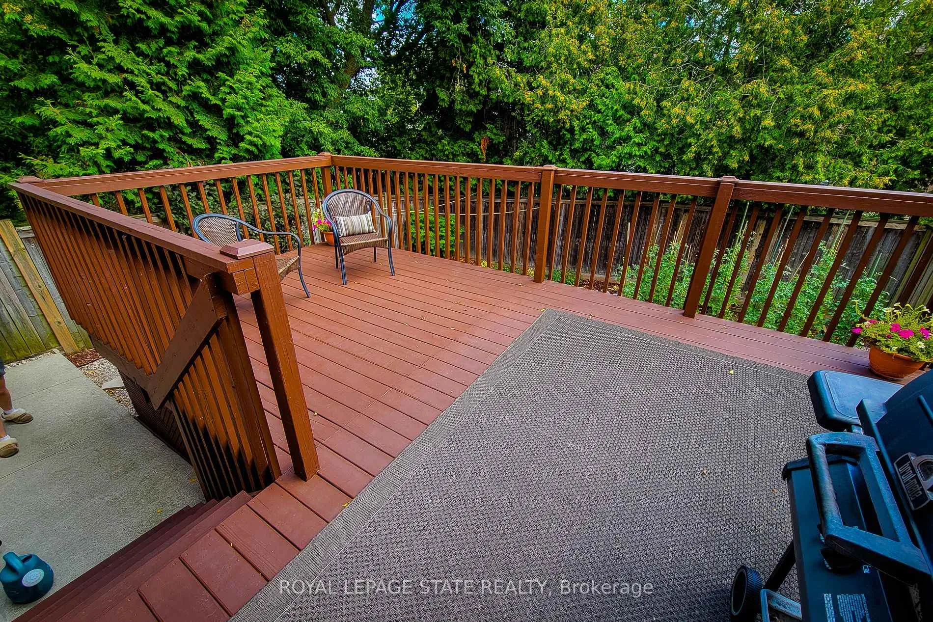Photo 11 of Unit 9, 78 Peachwood Crescent, Hamilton, Stoney Creek — HOMEH