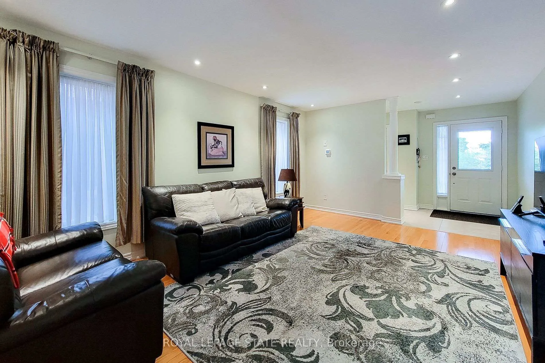 Photo 17 of Unit 9, 78 Peachwood Crescent, Hamilton, Stoney Creek — HOMEH