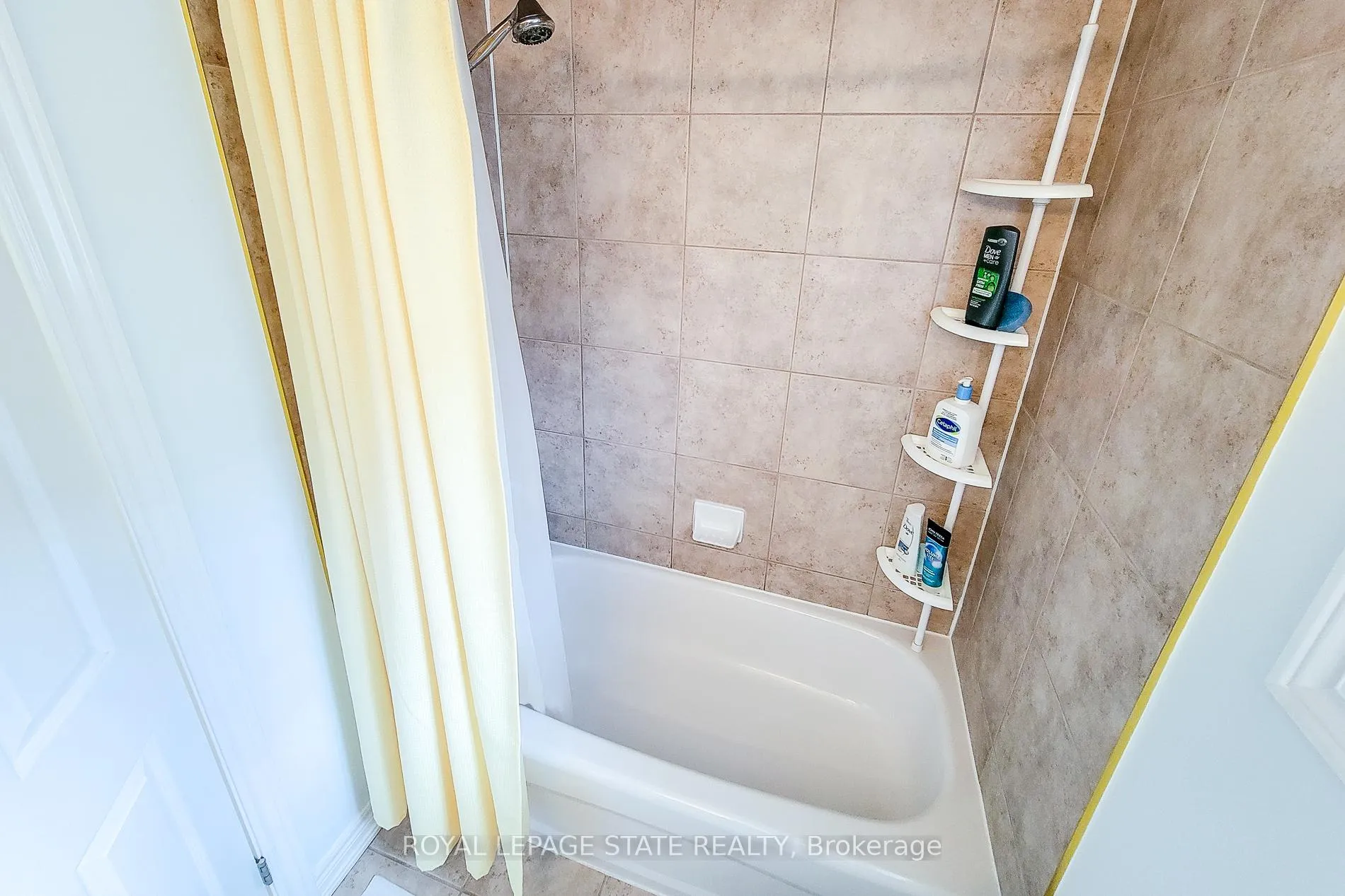 Photo 34 of Unit 9, 78 Peachwood Crescent, Hamilton, Stoney Creek — HOMEH