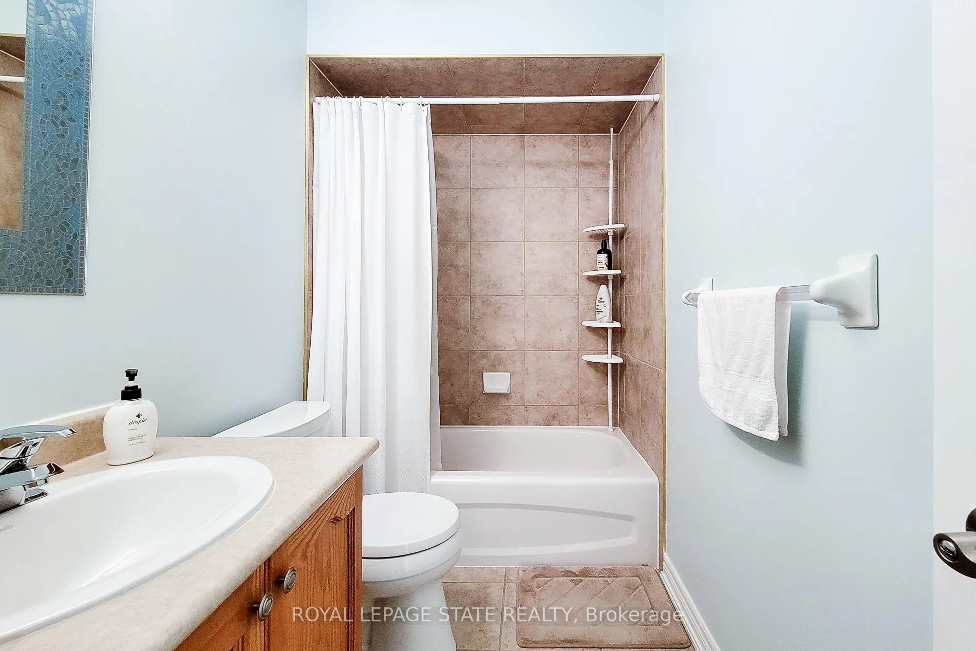 Photo 39 of Unit 9, 78 Peachwood Crescent, Hamilton, Stoney Creek — HOMEH