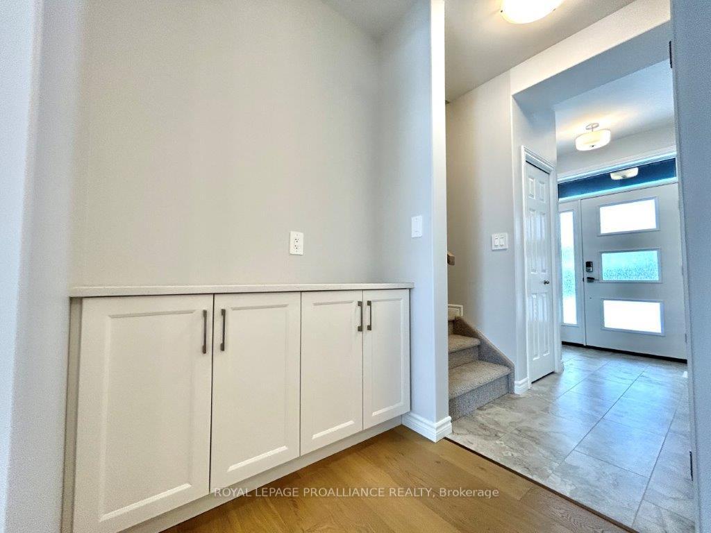 Photo 3 of 13 Otonabee Street, Belleville, Thurlow Ward — HOMEH