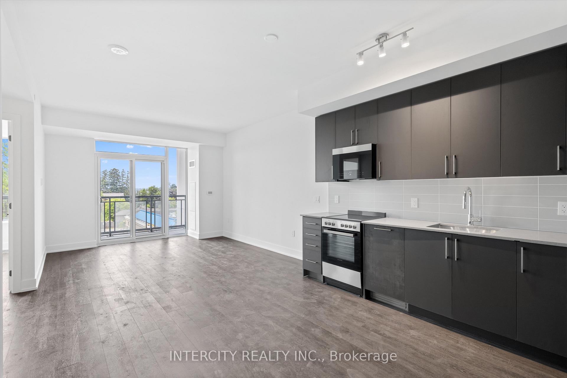 Photo 11 of Unit 420, 2075 King Road, King, King City — HOMEH