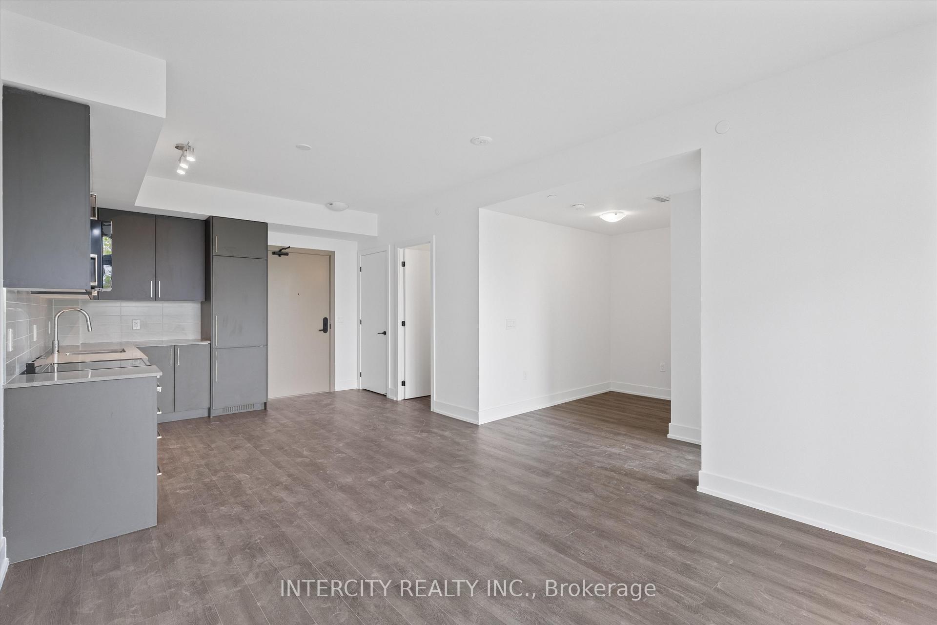 Photo 16 of Unit 420, 2075 King Road, King, King City — HOMEH