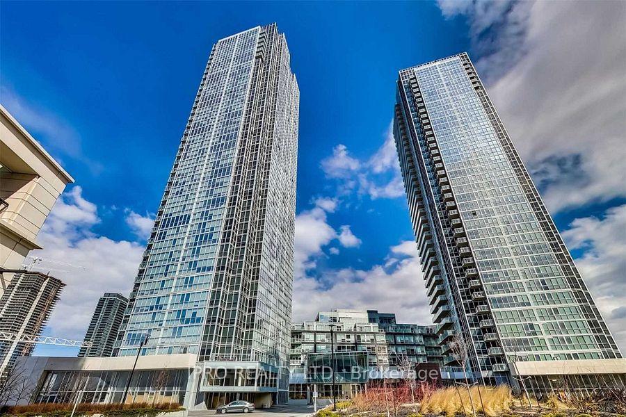Front of Unit 1002, 2916 Highway 7 Road