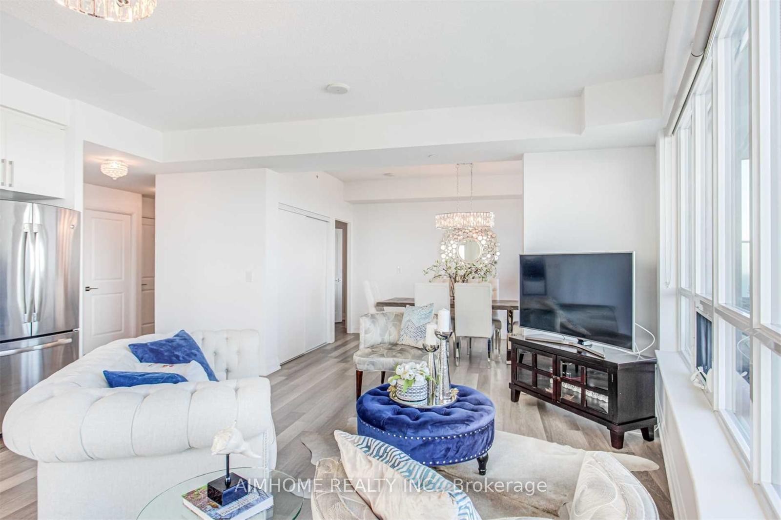 Photo 10 of Unit PH101, 7171 Yonge Street, Markham, Grandview — HOMEH