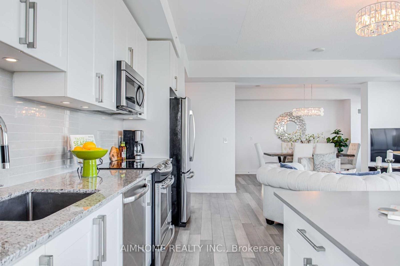 Photo 22 of Unit PH101, 7171 Yonge Street, Markham, Grandview — HOMEH