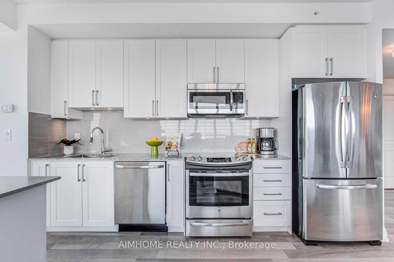 Photo 12 of Unit PH101, 7171 Yonge Street, Markham, Grandview — HOMEH