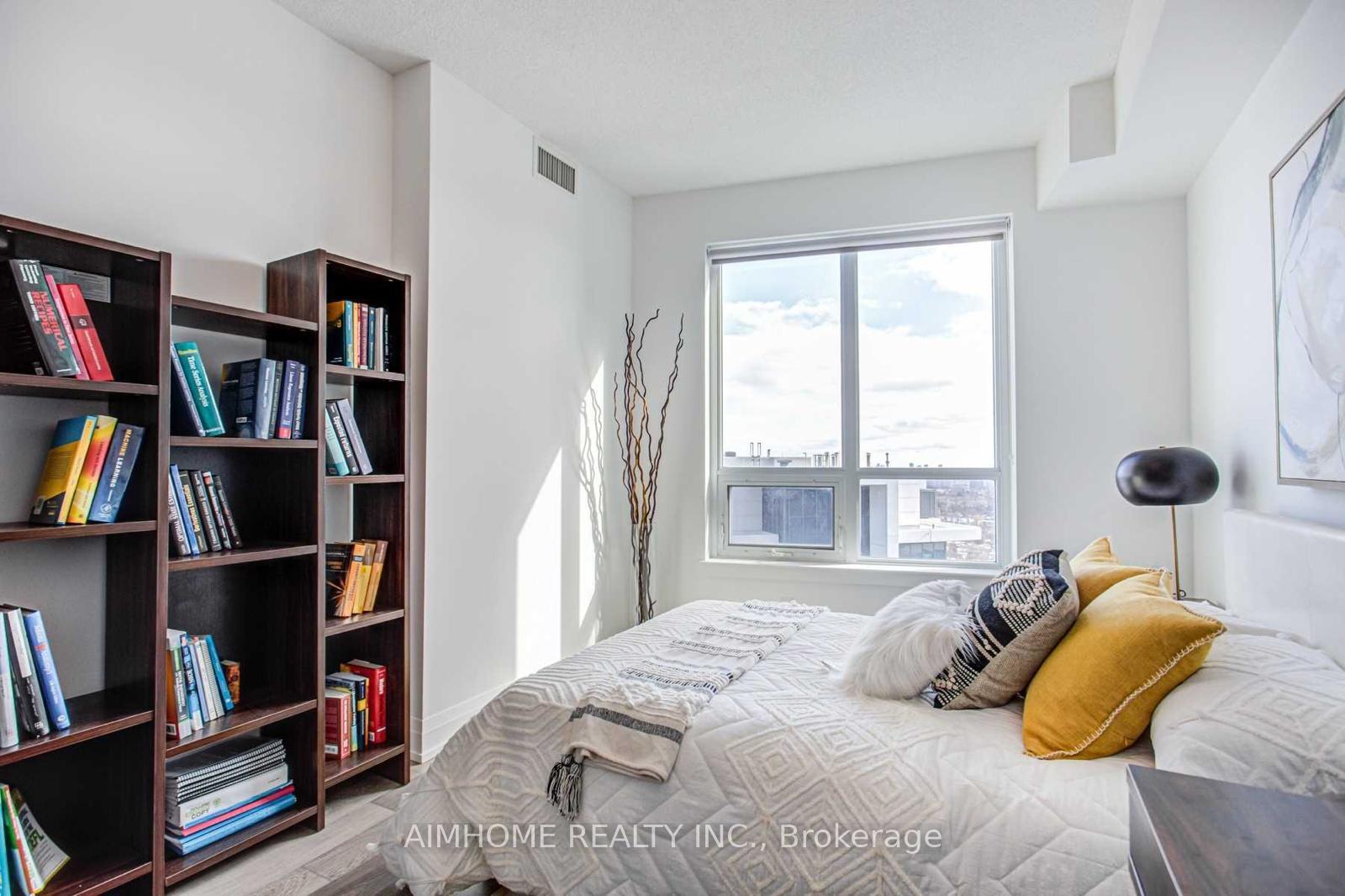 Photo 23 of Unit PH101, 7171 Yonge Street, Markham, Grandview — HOMEH