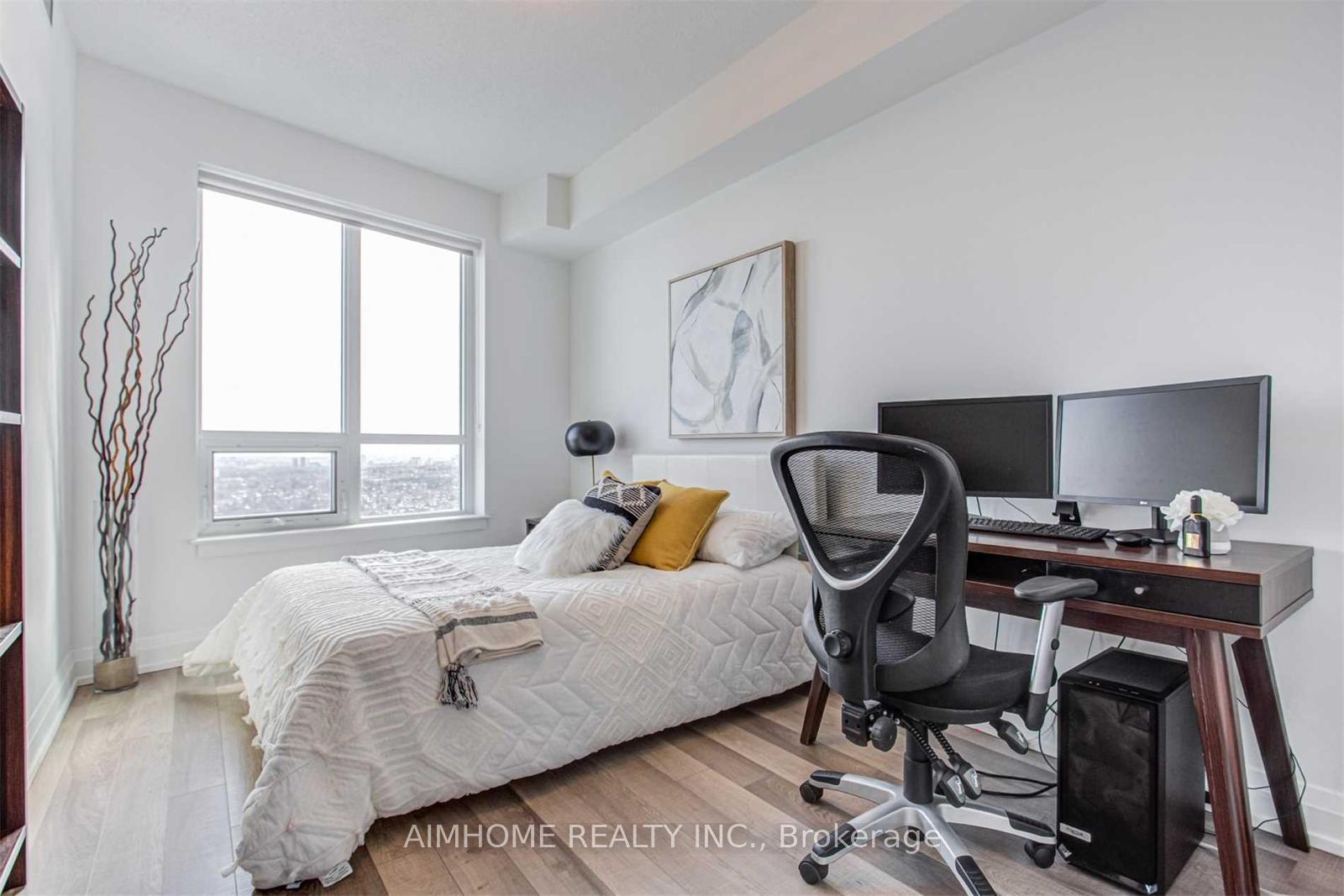 Photo 14 of Unit PH101, 7171 Yonge Street, Markham, Grandview — HOMEH