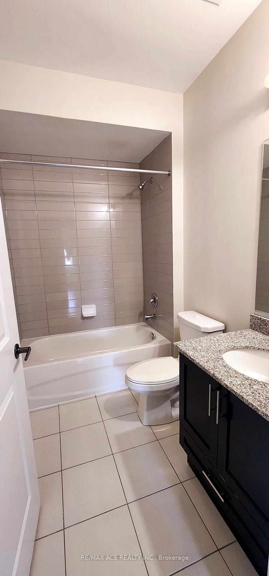 Photo 6 of Unit 533, 7325 Markham Road, Markham, Cedarwood — HOMEH