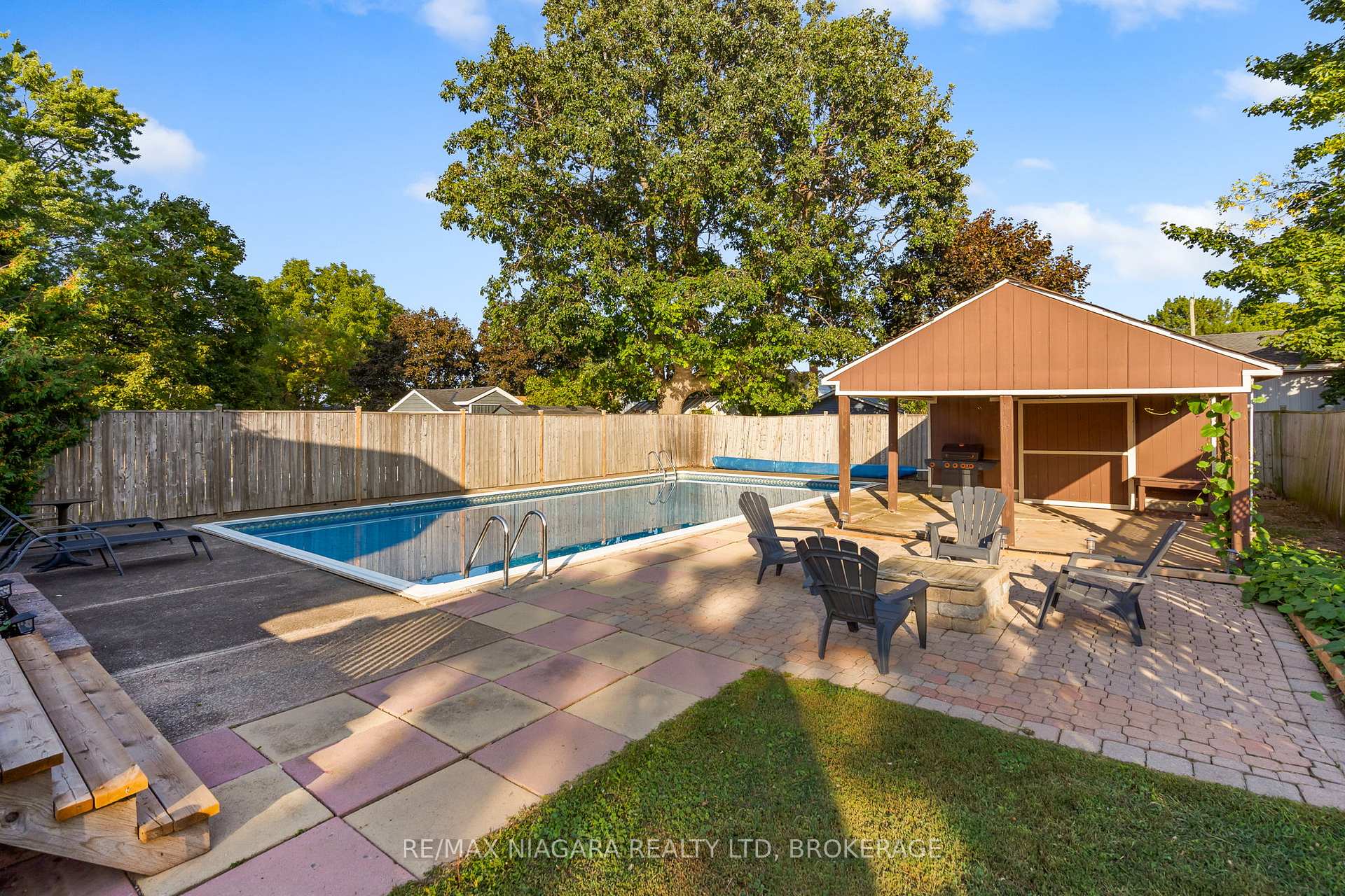 Photo 31 of 38 Stewart Street, Grimsby, Grimsby Beach — HOMEH