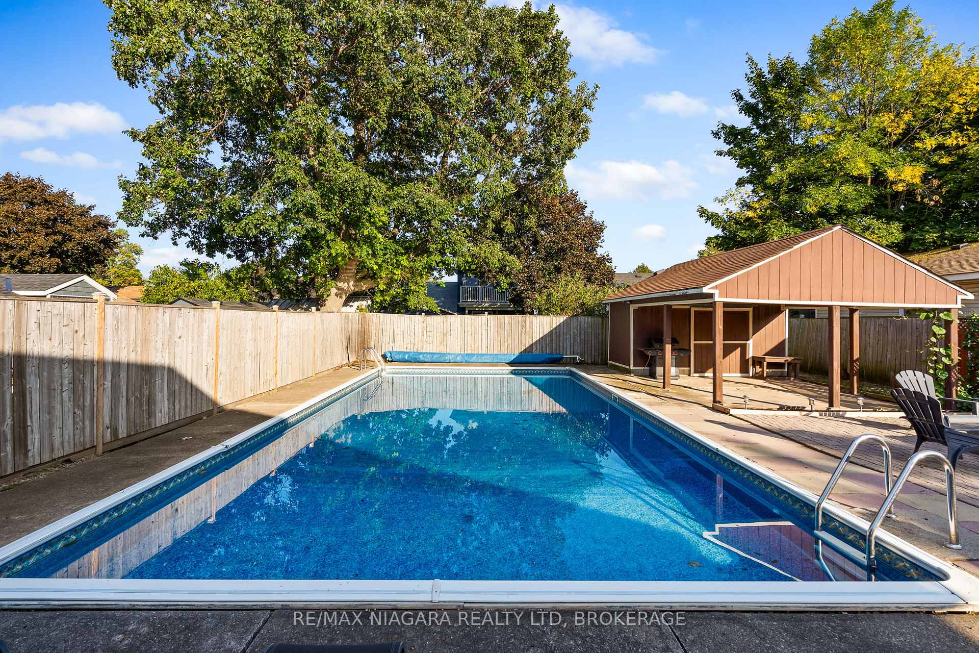 Photo 32 of 38 Stewart Street, Grimsby, Grimsby Beach — HOMEH