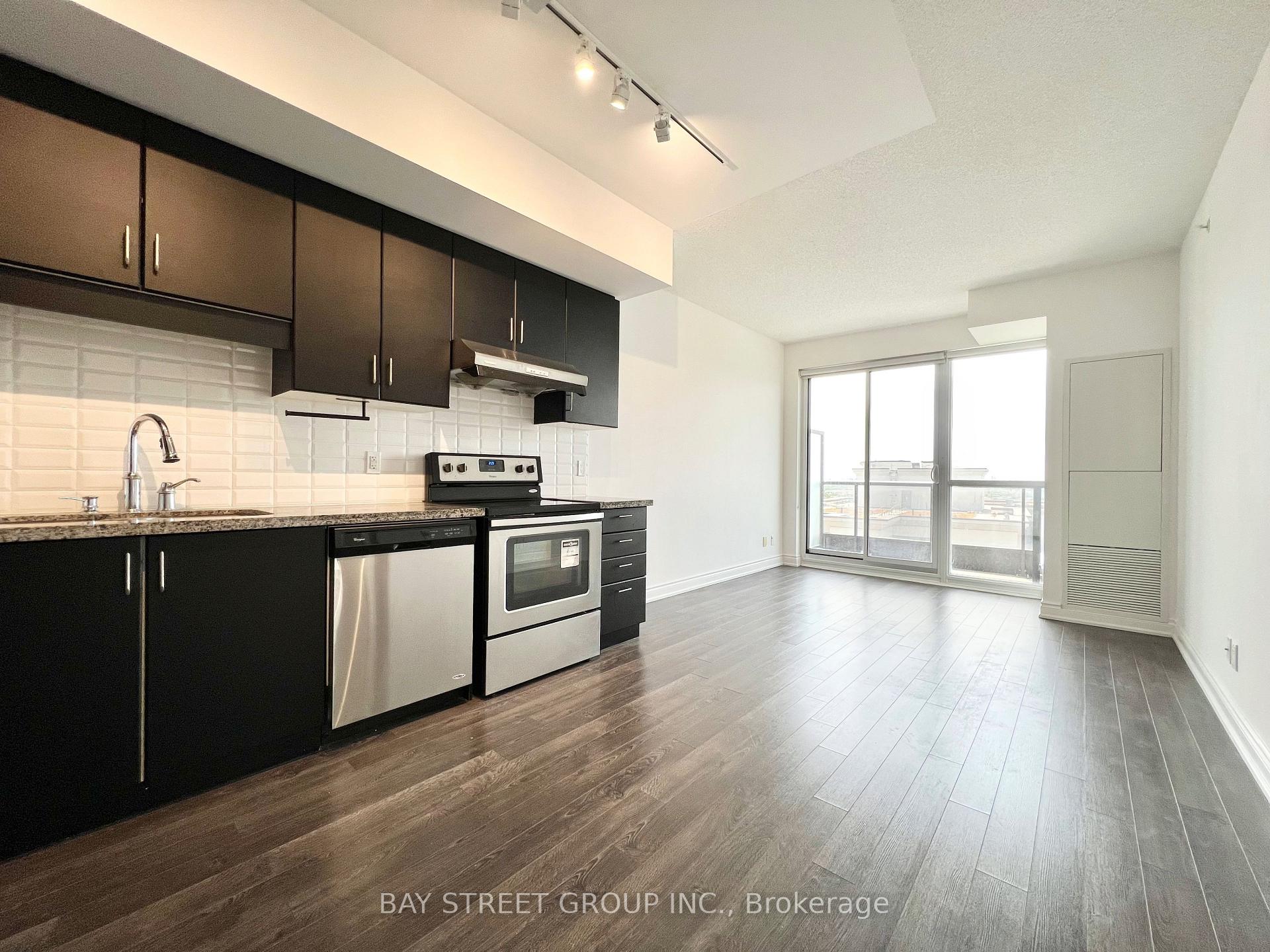 Photo 8 of Unit 1601, 38 Cedarland Drive, Markham, Unionville — HOMEH