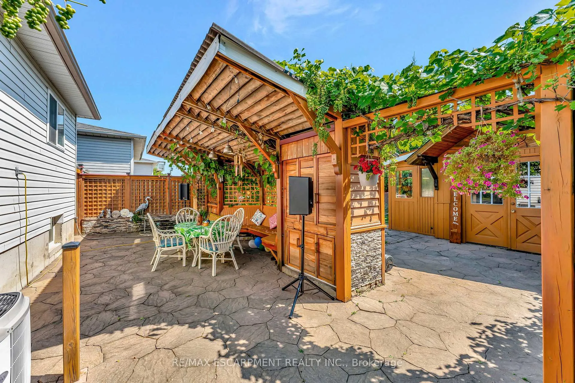 Photo 25 of 39 Marilyn Court, Hamilton, Ryckmans — HOMEH